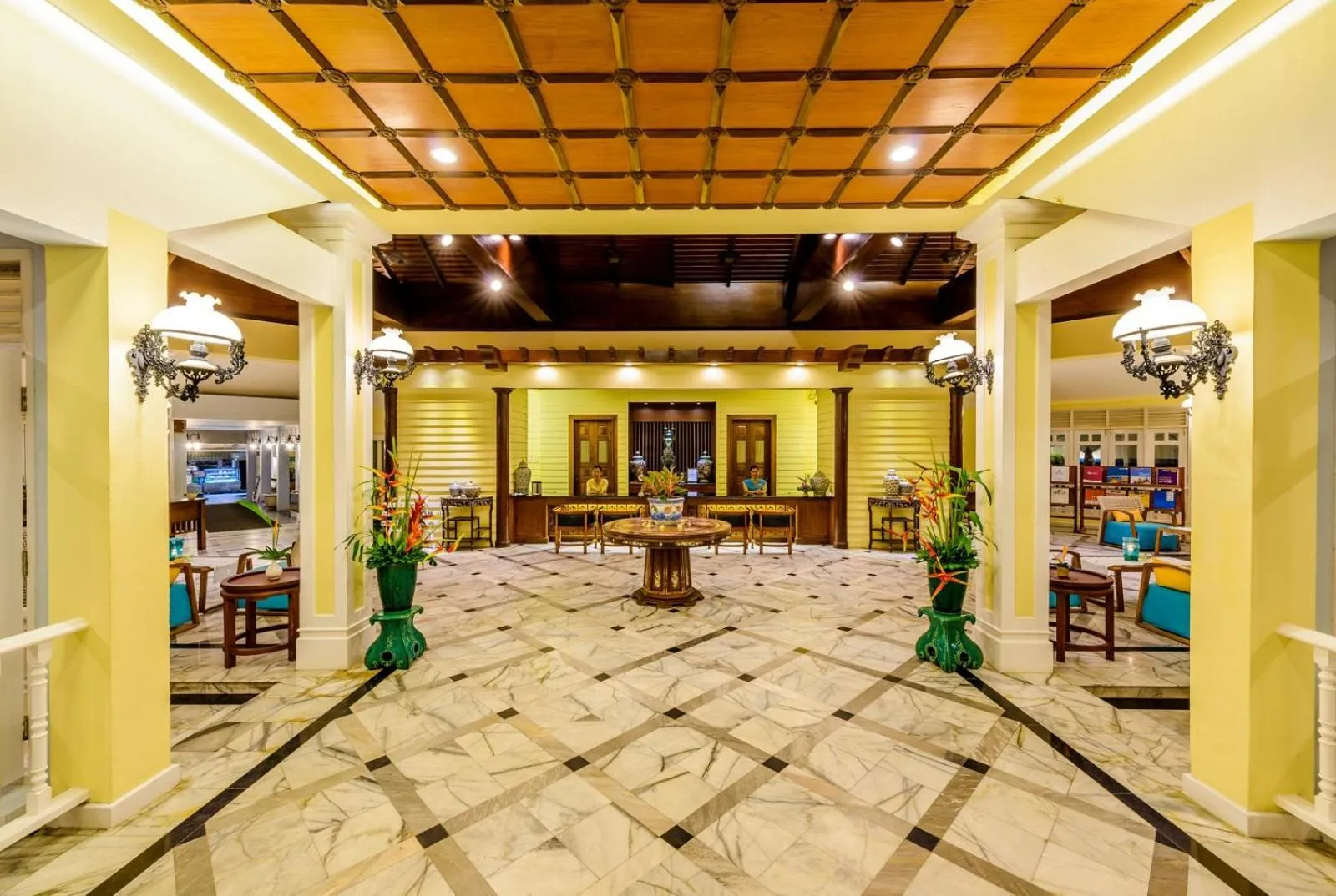 Lobby or reception in Andaman Seaview, Karon Beach - SHA Plus