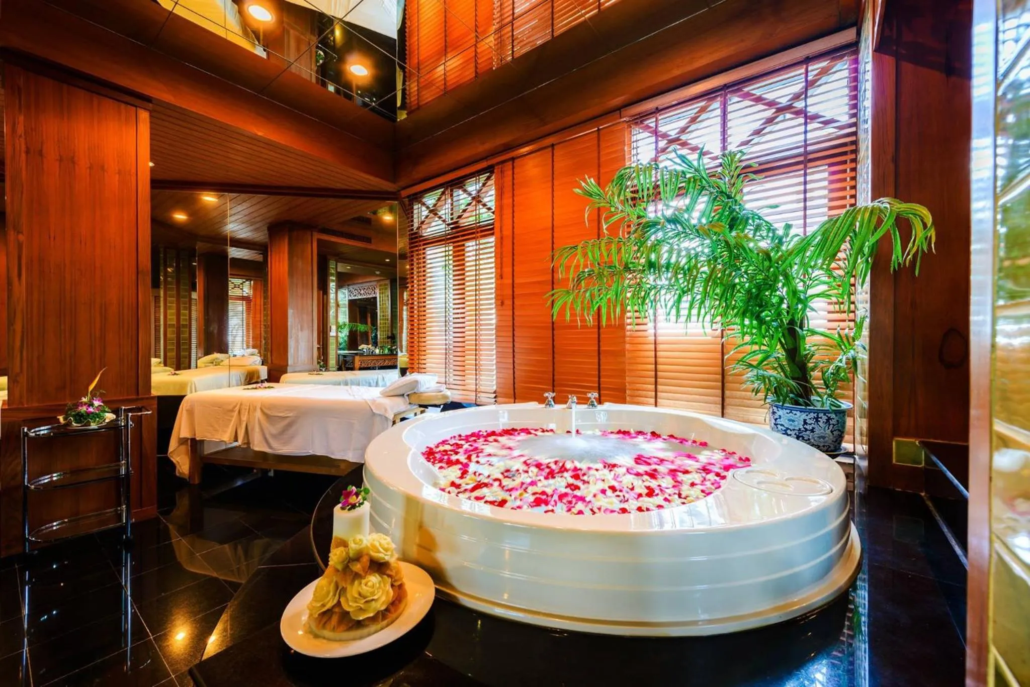 Spa and wellness centre/facilities in Andaman Seaview, Karon Beach - SHA Plus