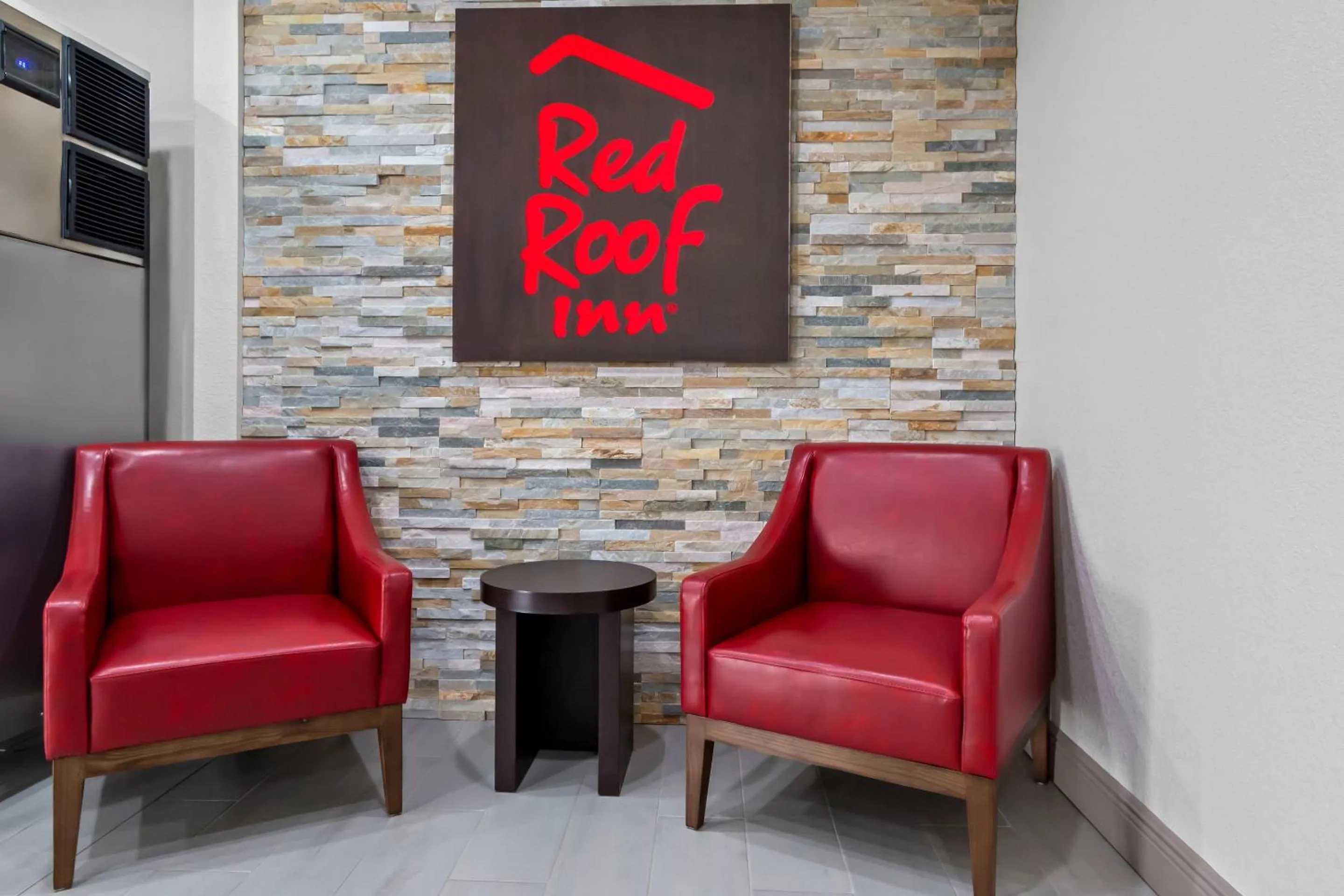 Lobby or reception in Red Roof Inn Del Rio