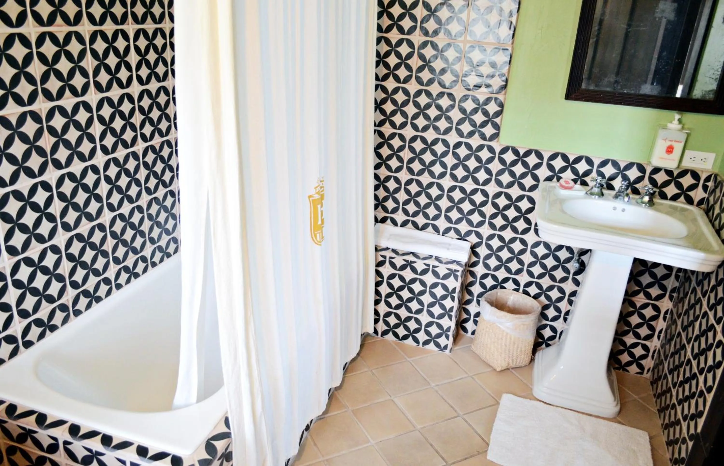 Bathroom in Hotel Havana