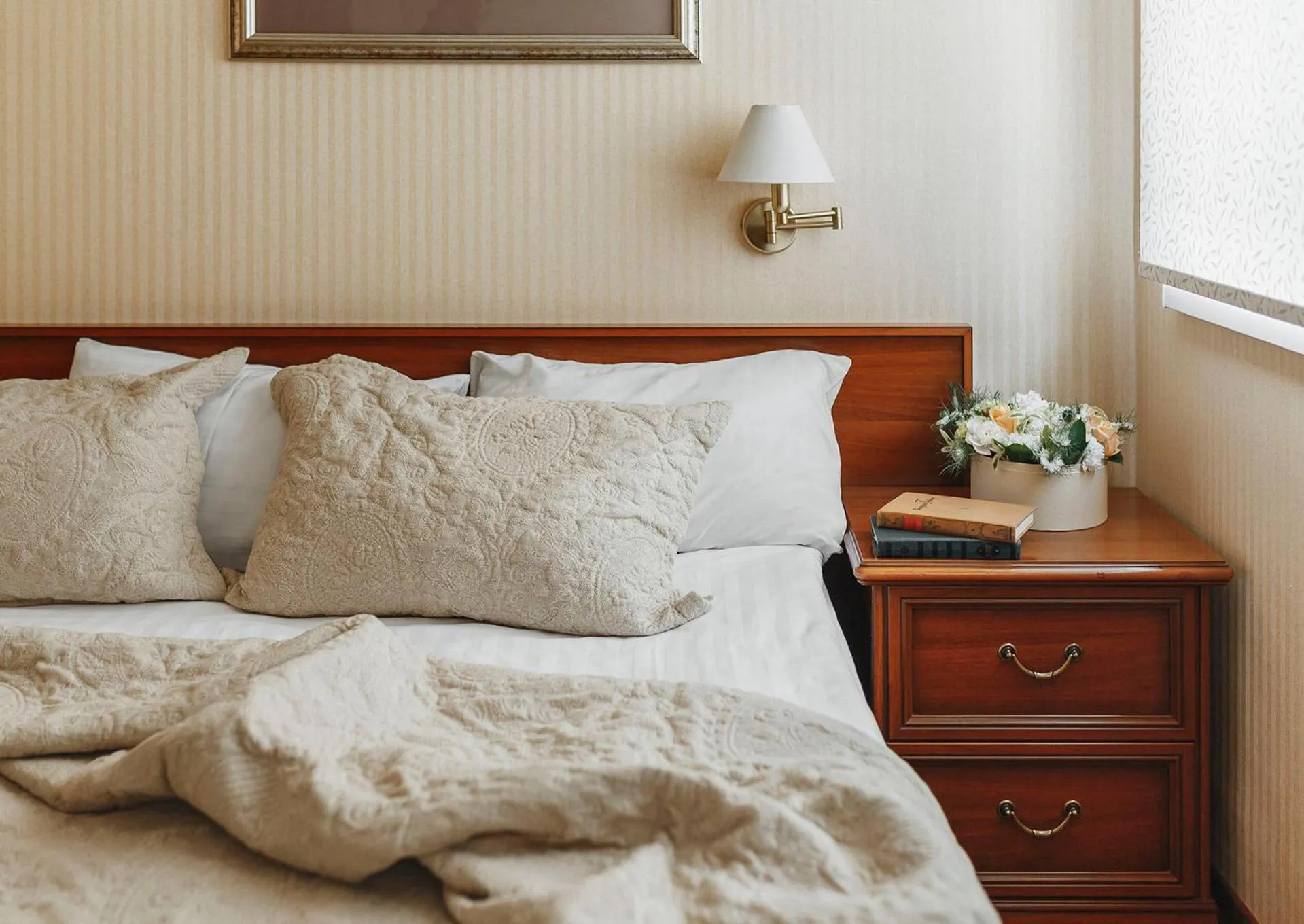 Bed in Continental Hotel