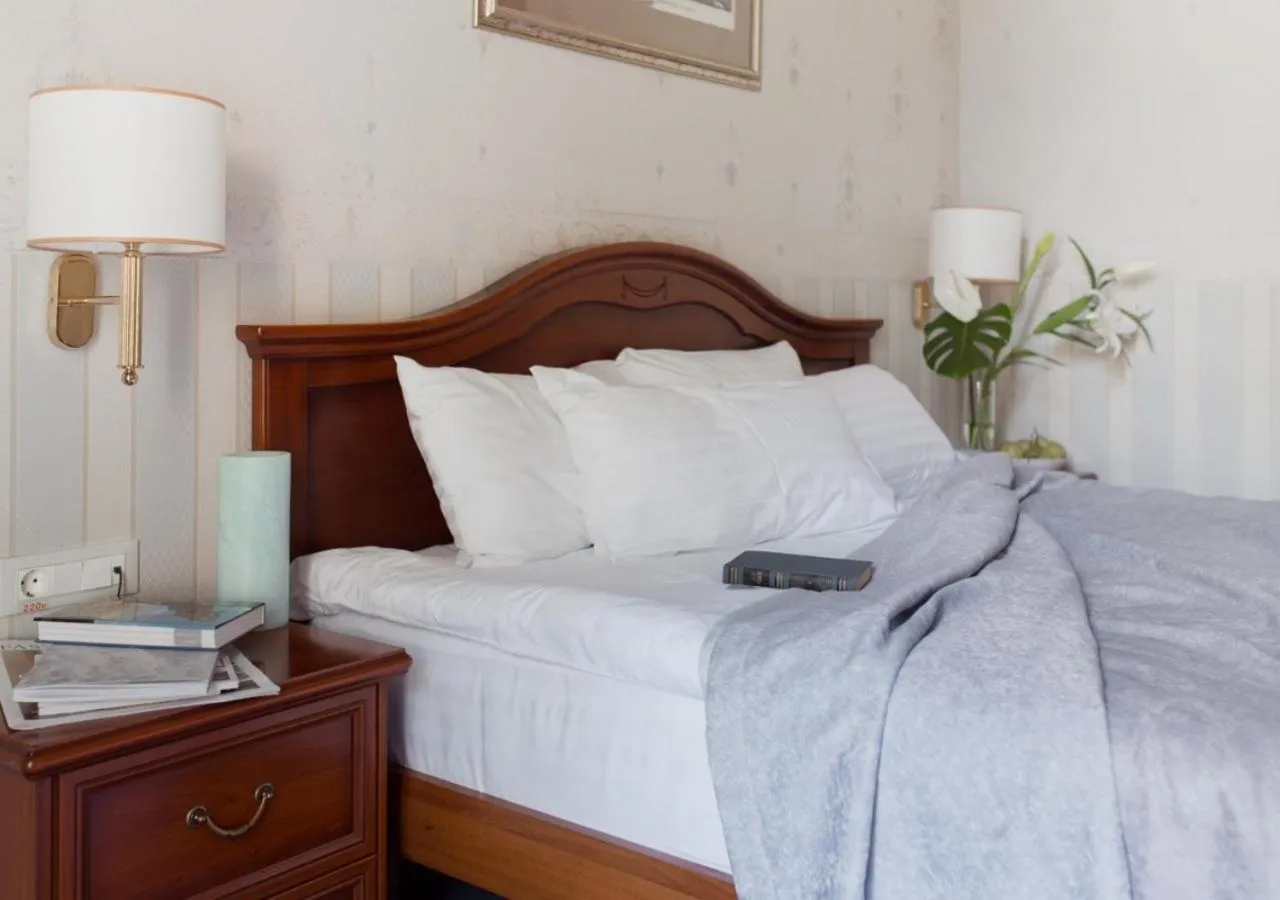 Bed in Continental Hotel