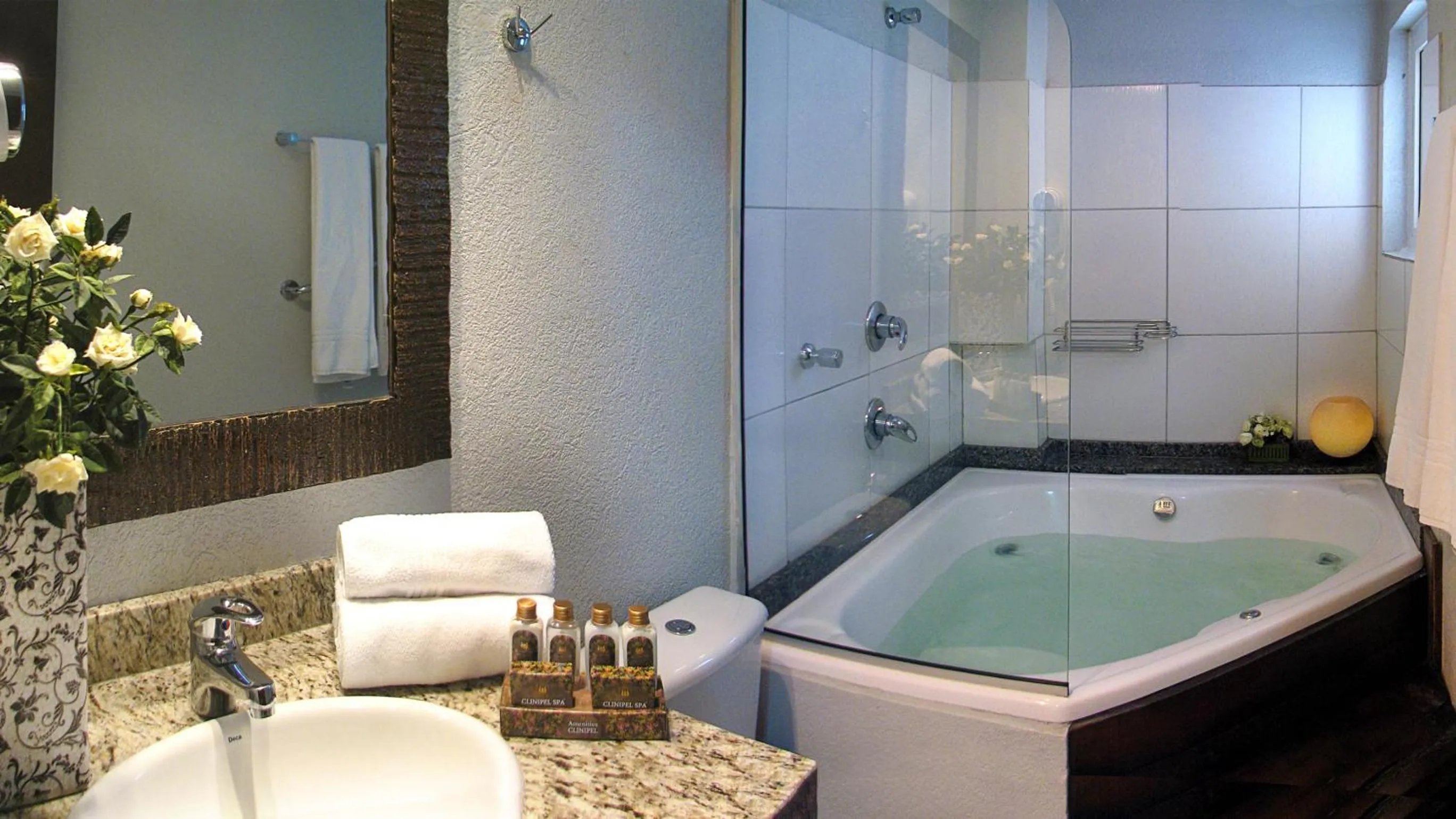 Bathroom in Sky Centro Hotel & SPA