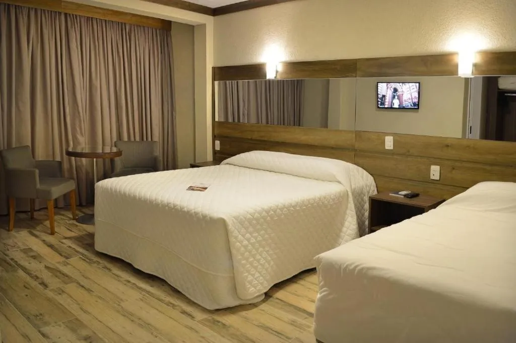 Photo of the whole room, Bed in Sky Centro Hotel & SPA