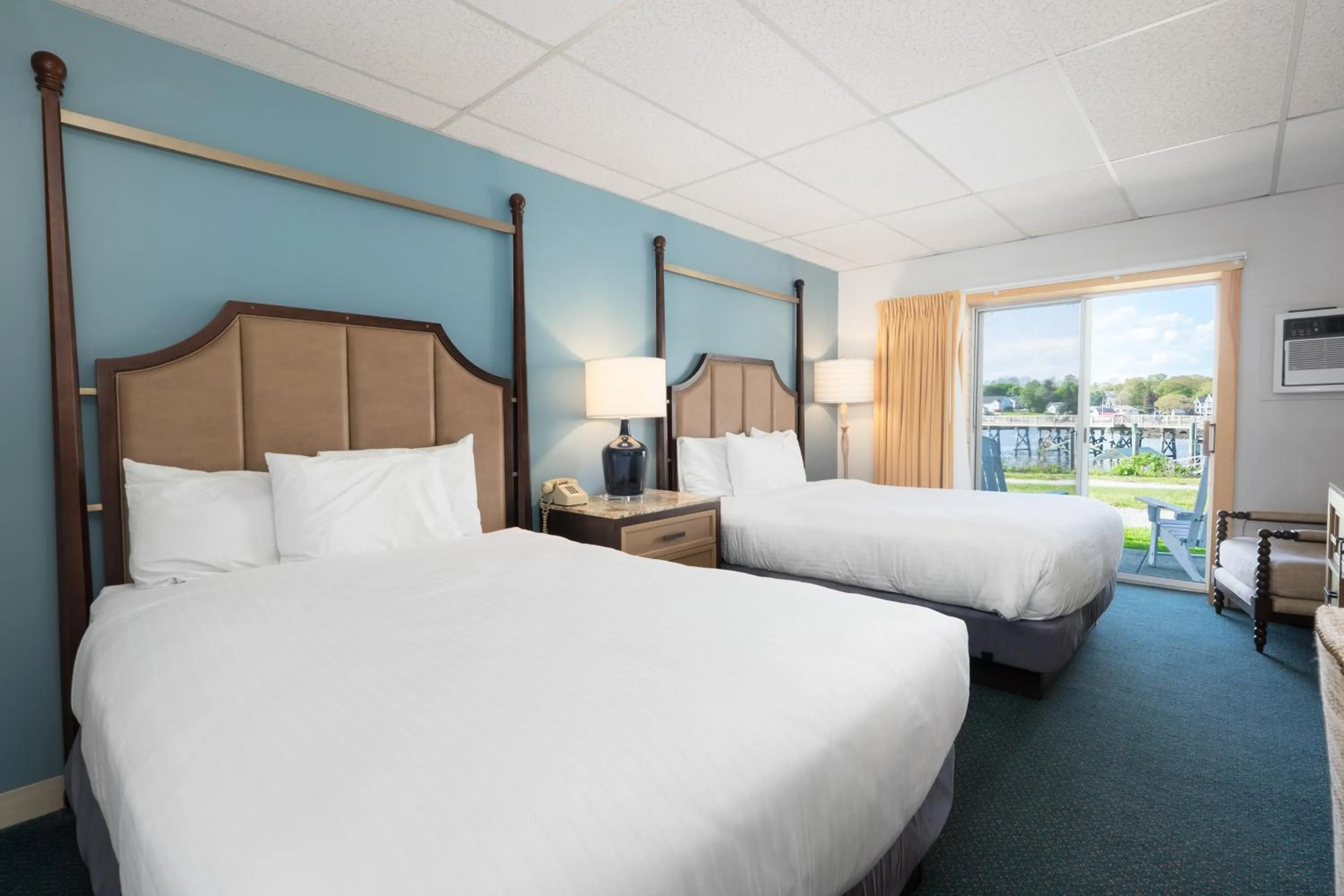 Photo of the whole room, Bed in Boothbay Harbor Inn