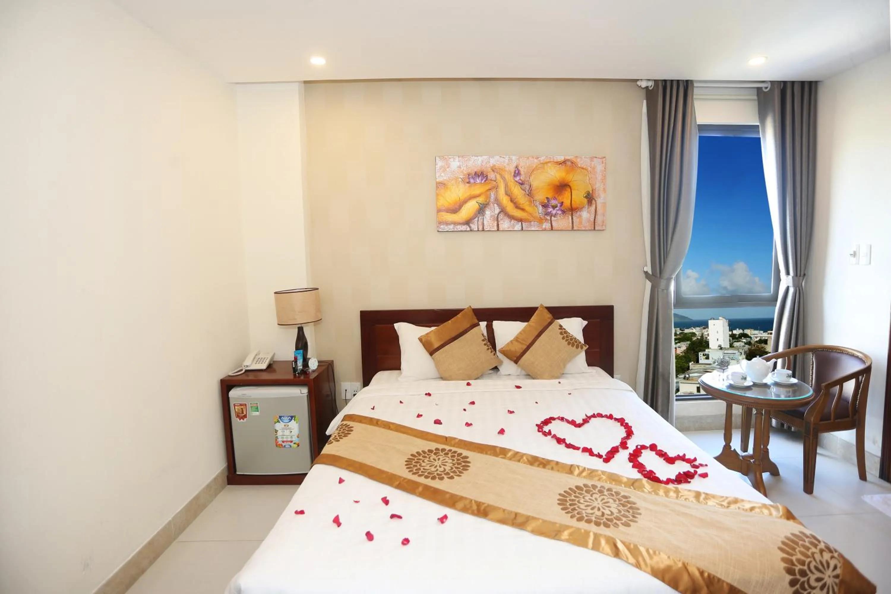 Photo of the whole room, Bed in Son Tra Green Hotel & Apartment