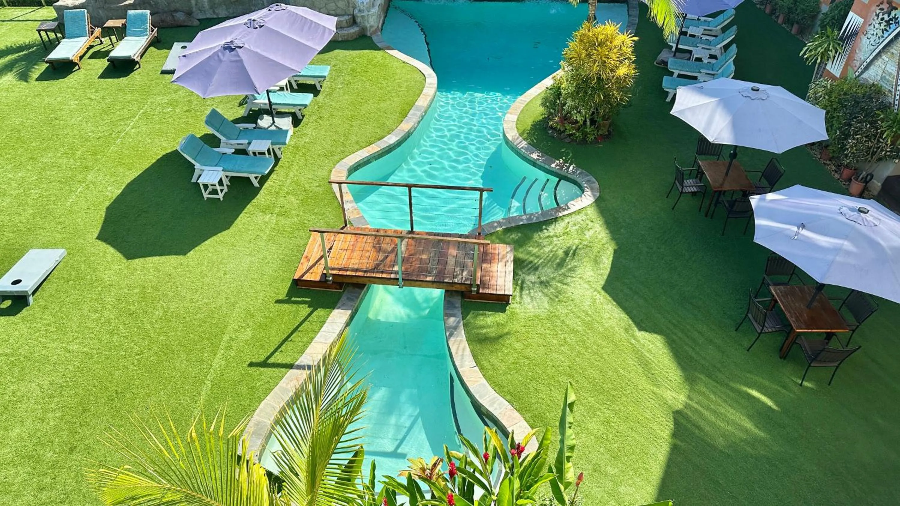 Pool view in Palau Central Hotel