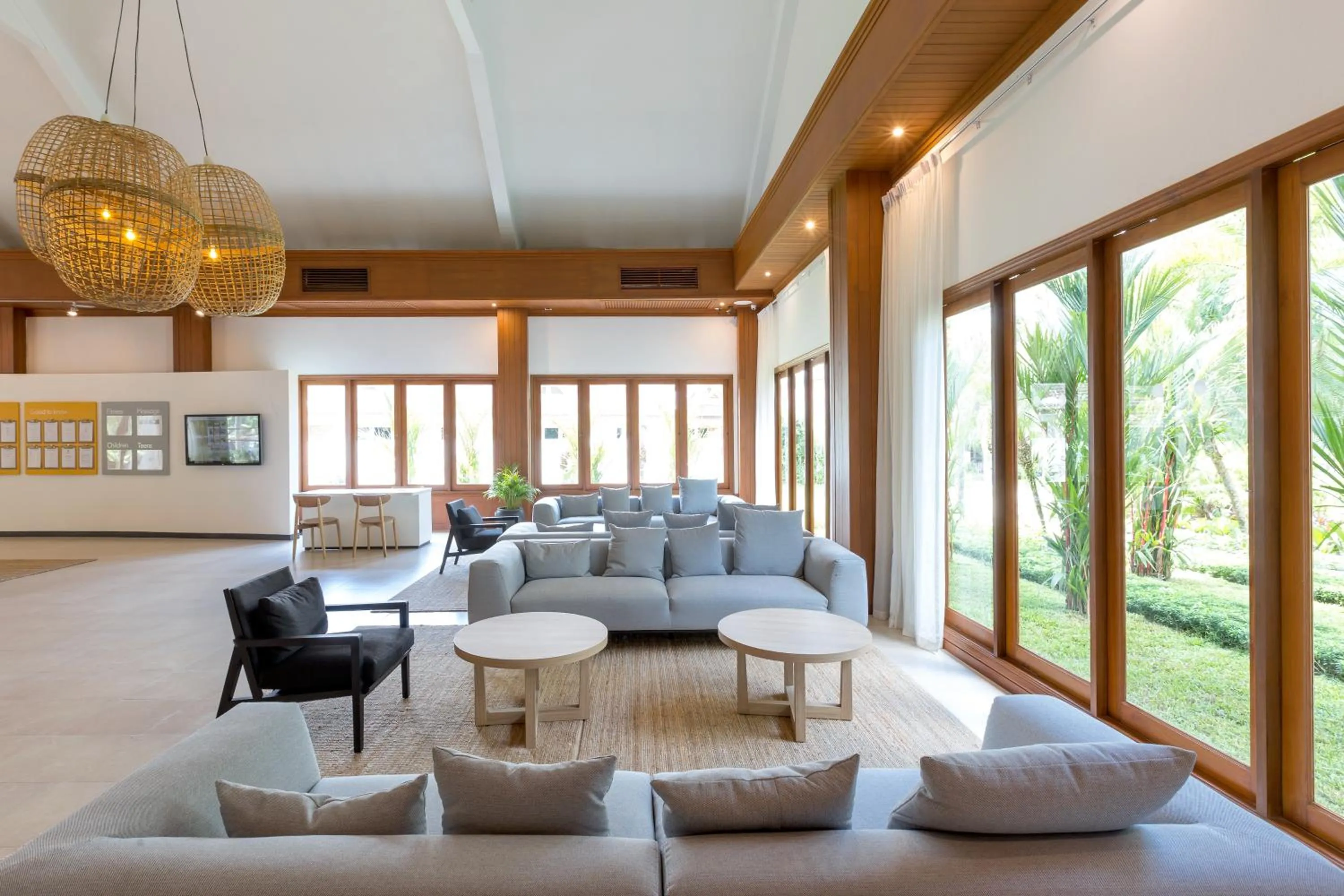 Lobby or reception in Sunwing Bangtao Beach