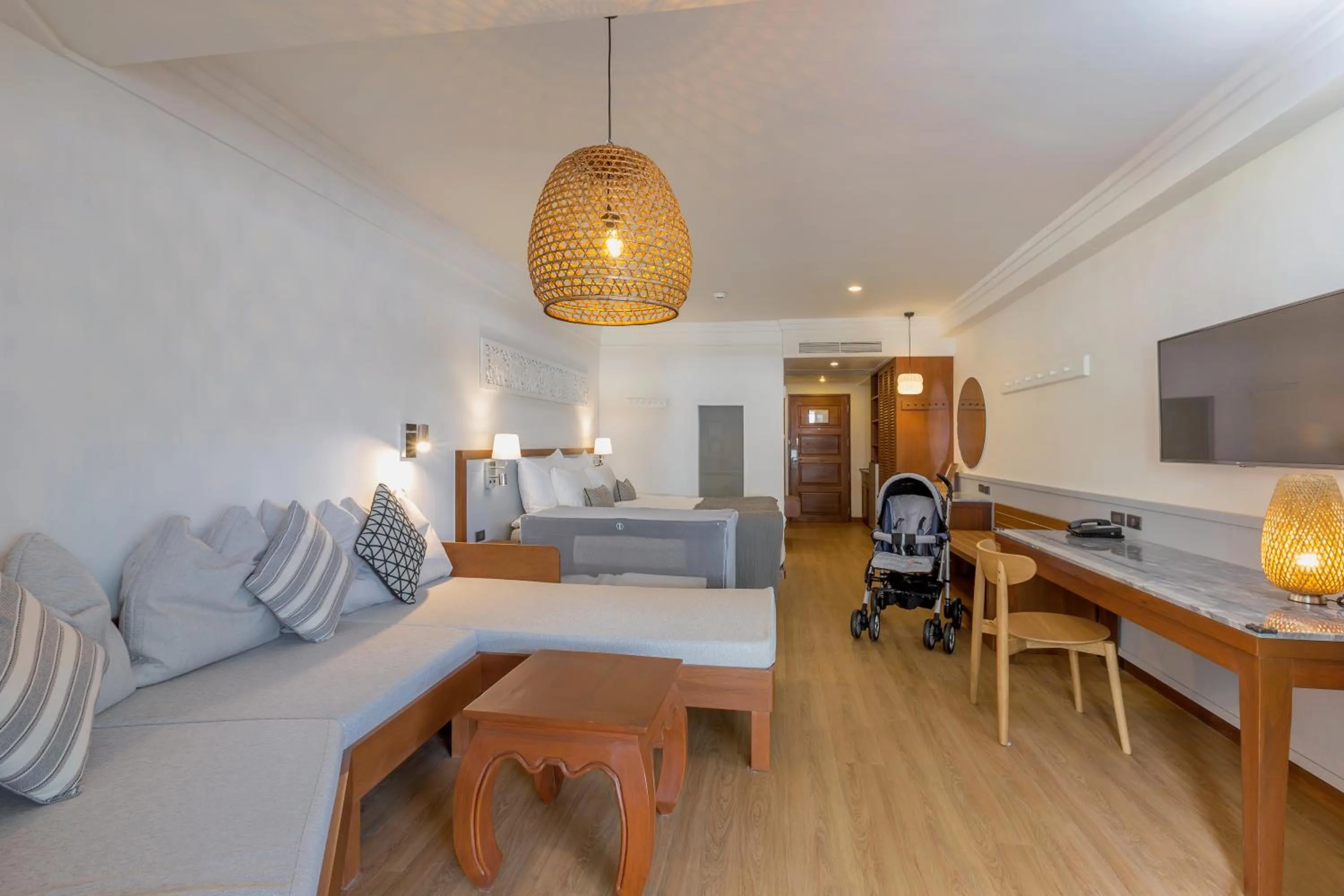 Area and facilities in Sunwing Bangtao Beach