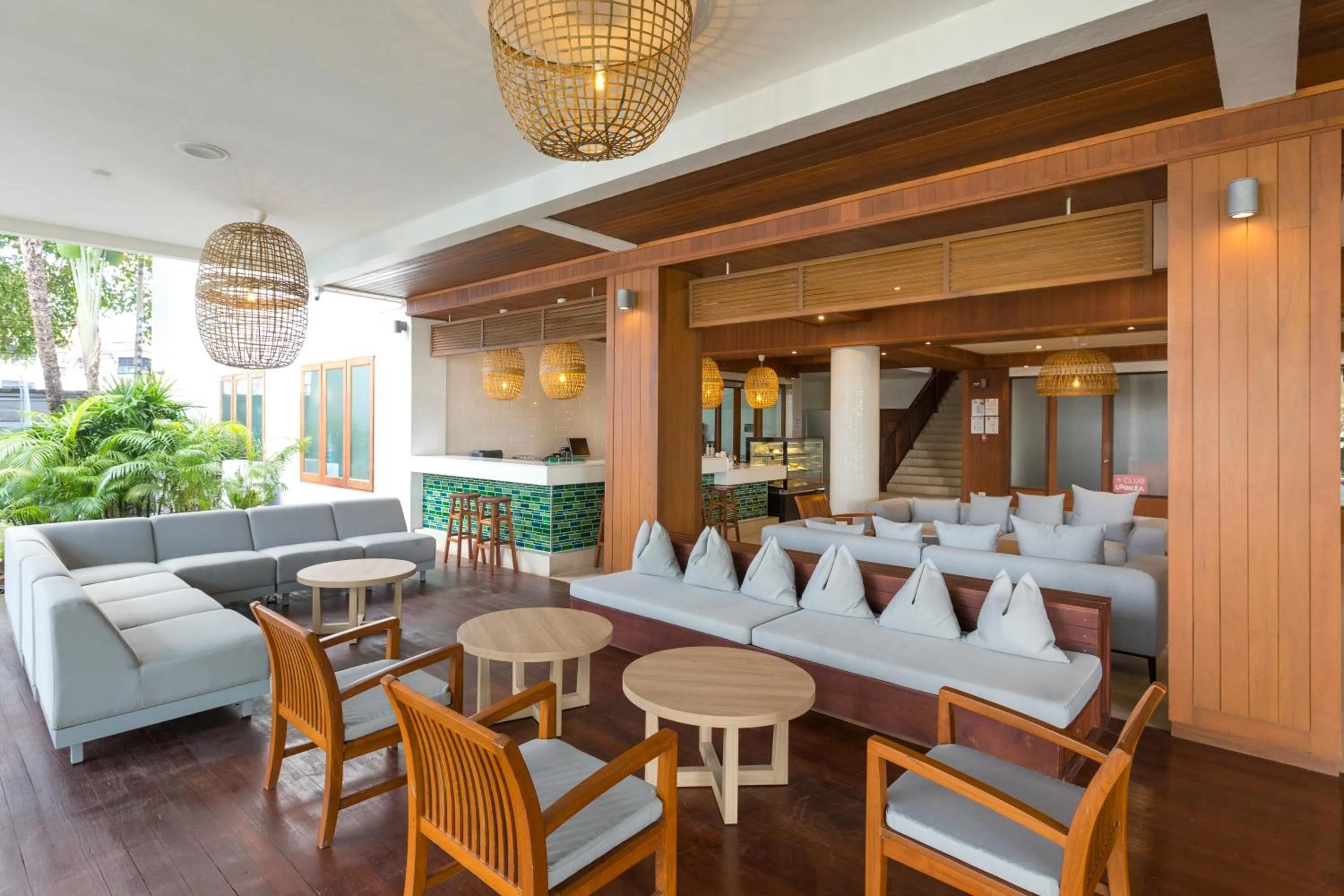 Lounge or bar in Sunwing Bangtao Beach
