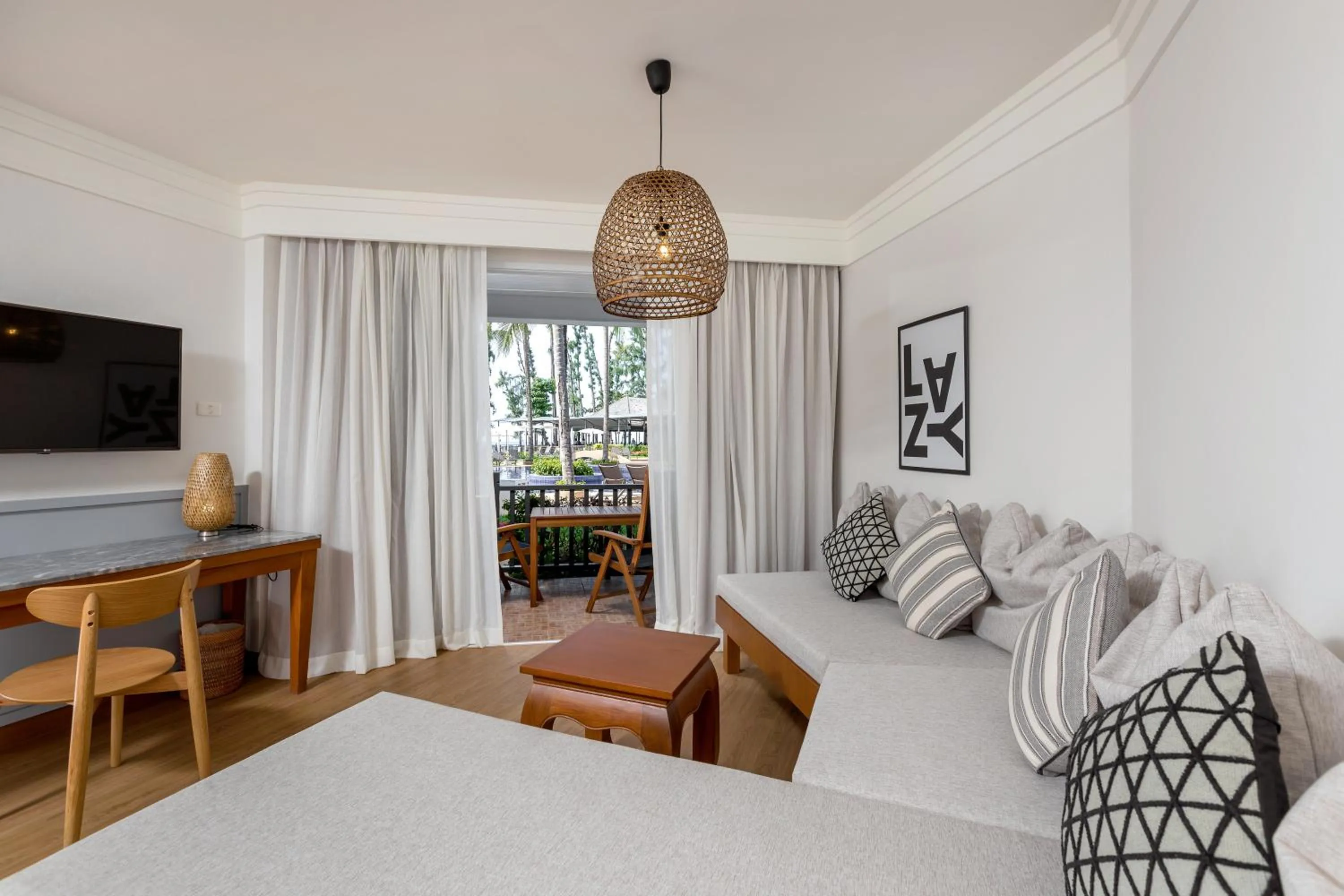 Decorative detail, Bed in Sunwing Bangtao Beach