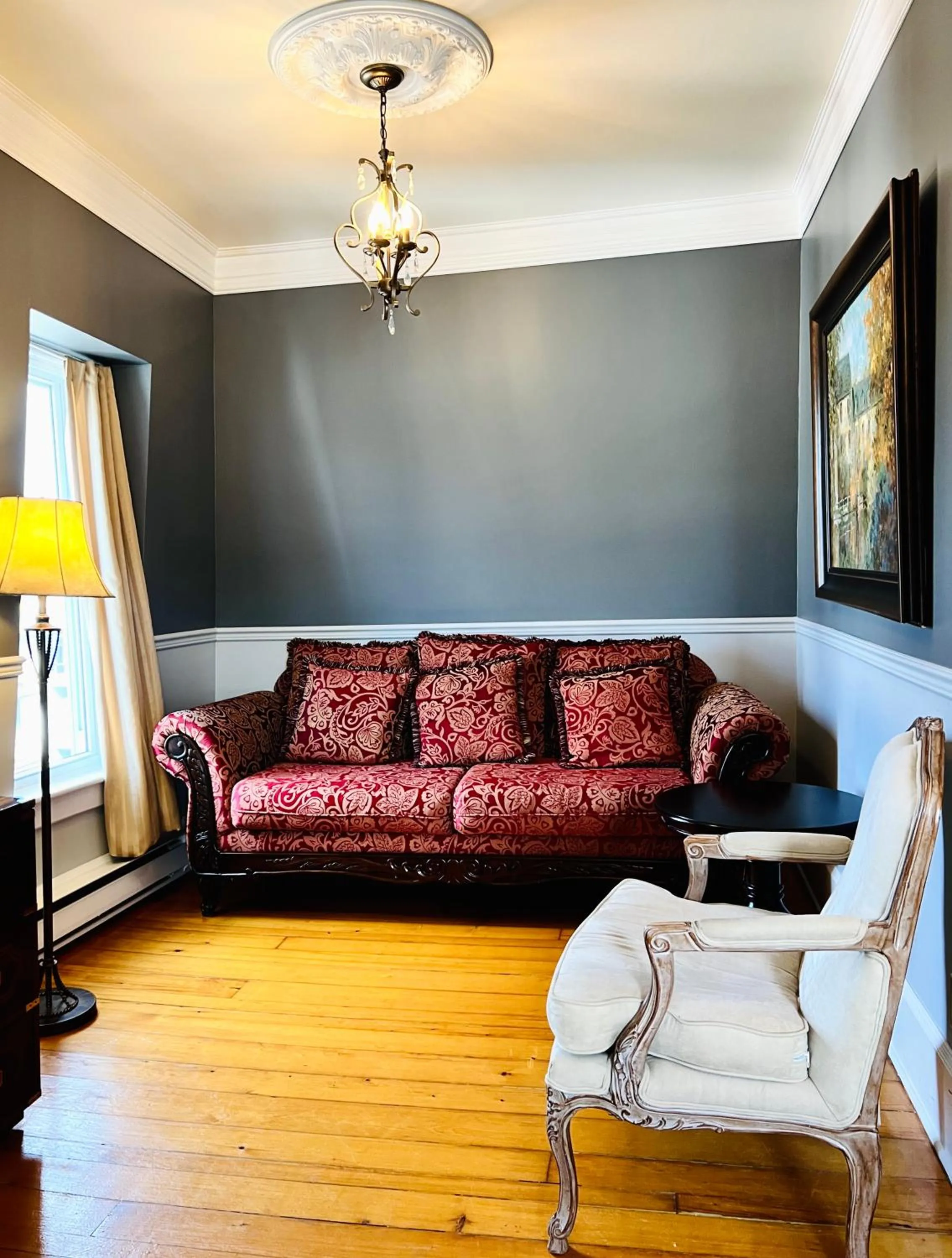 Bedroom in Le Chateau du Lac