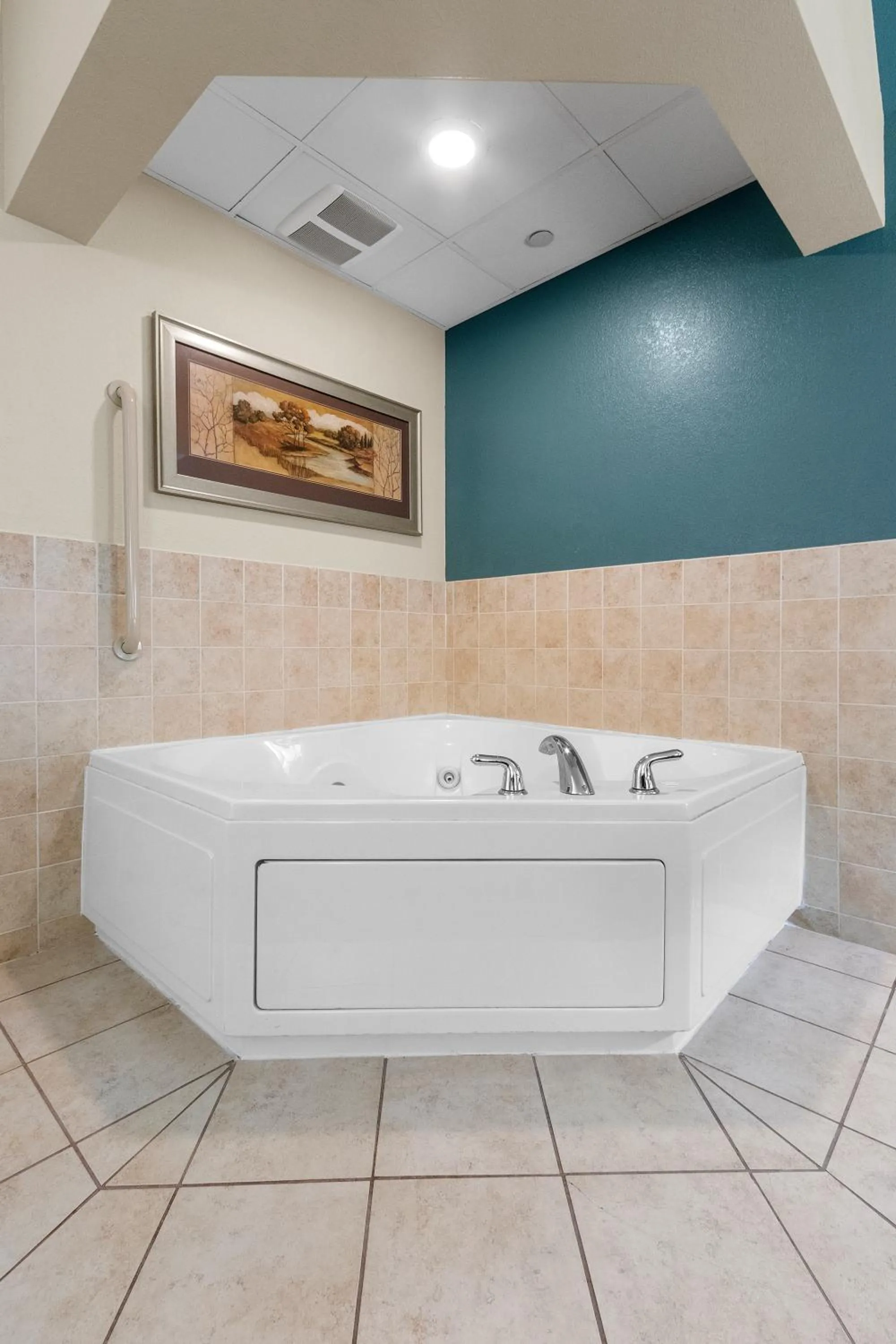 Hot Tub in AmericInn by Wyndham Green Bay East