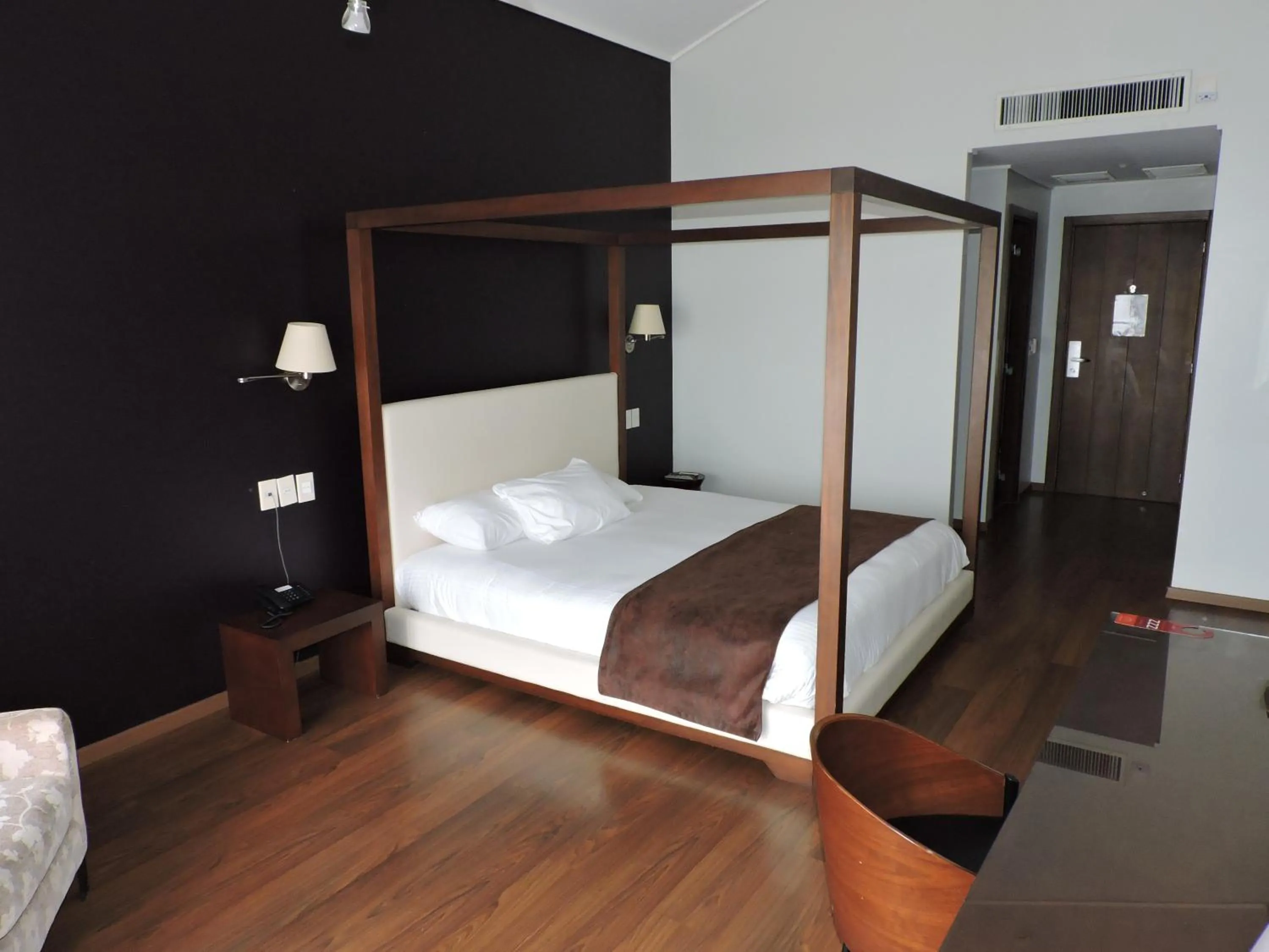 Bed in Regency Park Hotel