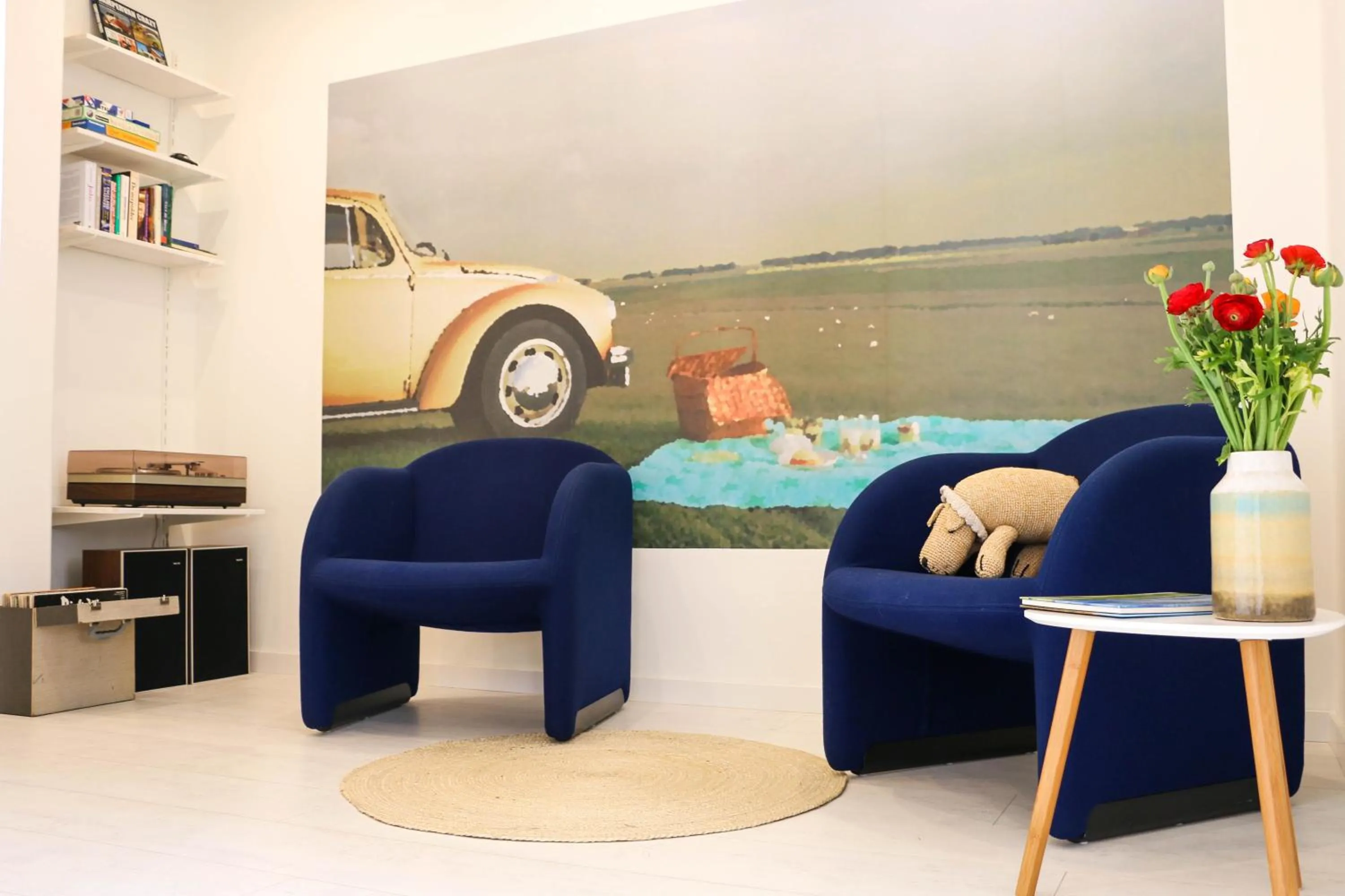 Communal lounge/ TV room in Logement Nij Bonga Holwerd