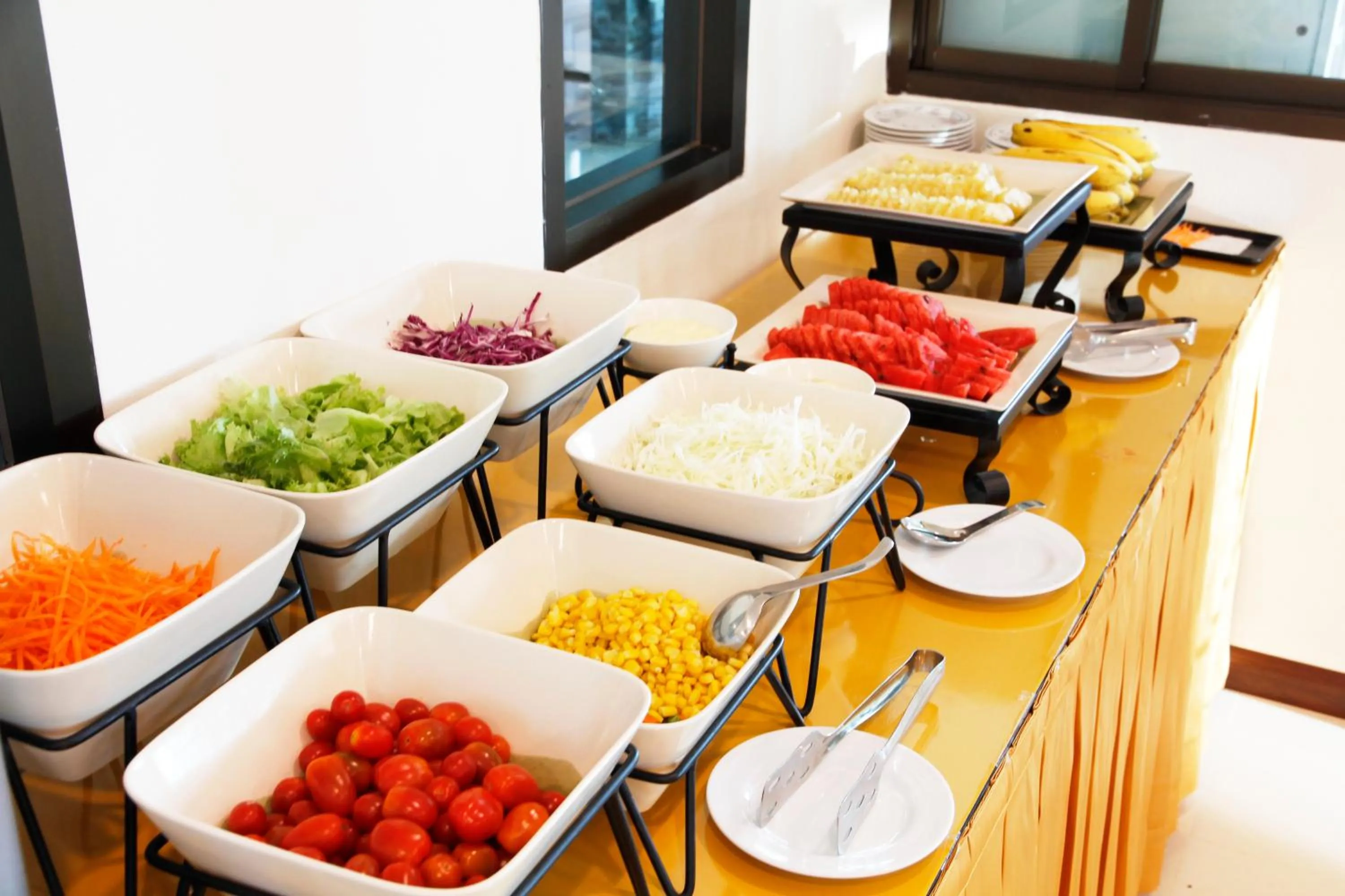 Breakfast in Silver Gold Garden, Suvarnabhumi Airport