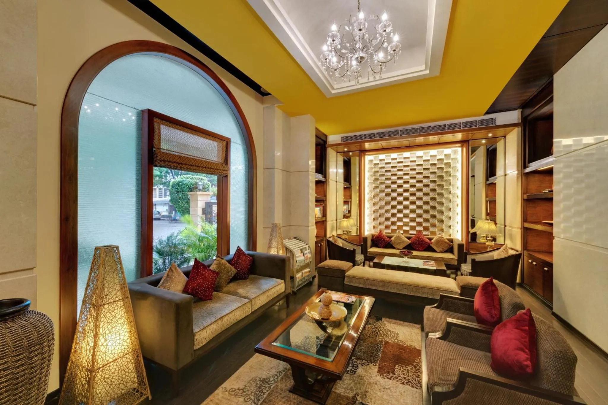 Lobby or reception in Grand Residency Hotel & Serviced Apartments