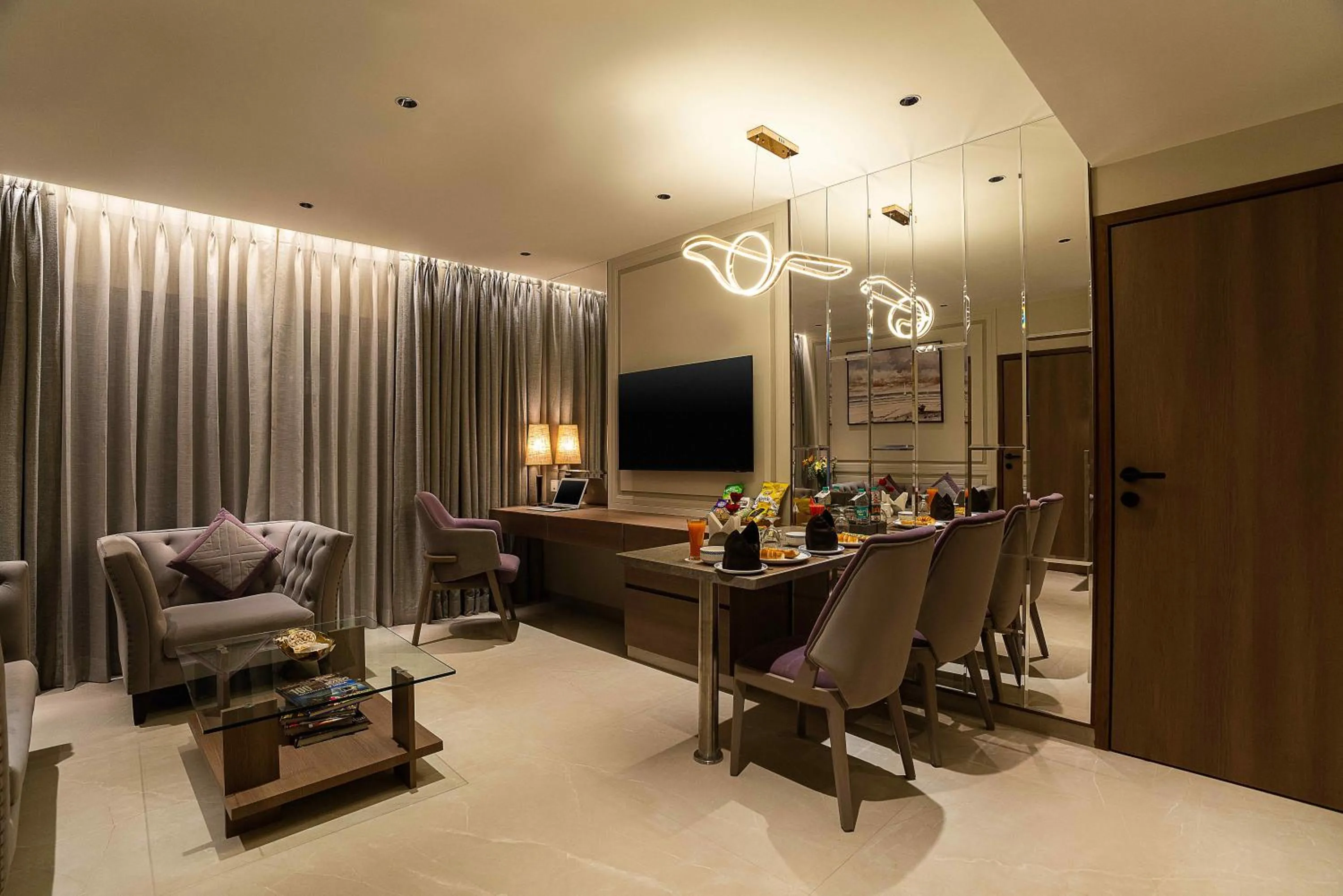 Living room in Grand Residency Hotel & Serviced Apartments