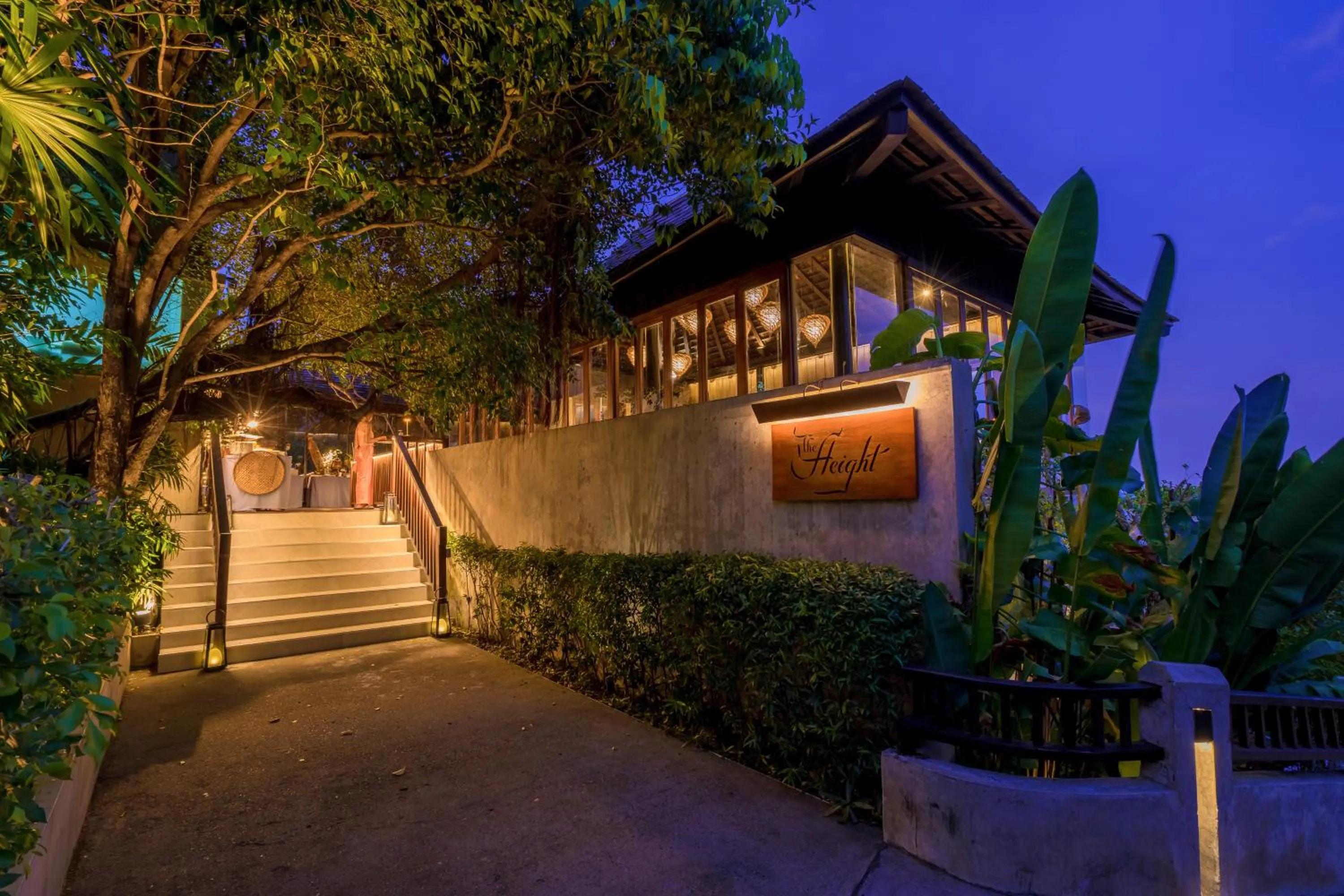 Restaurant/places to eat in Silavadee Pool Spa Resort - SHA Extra Plus