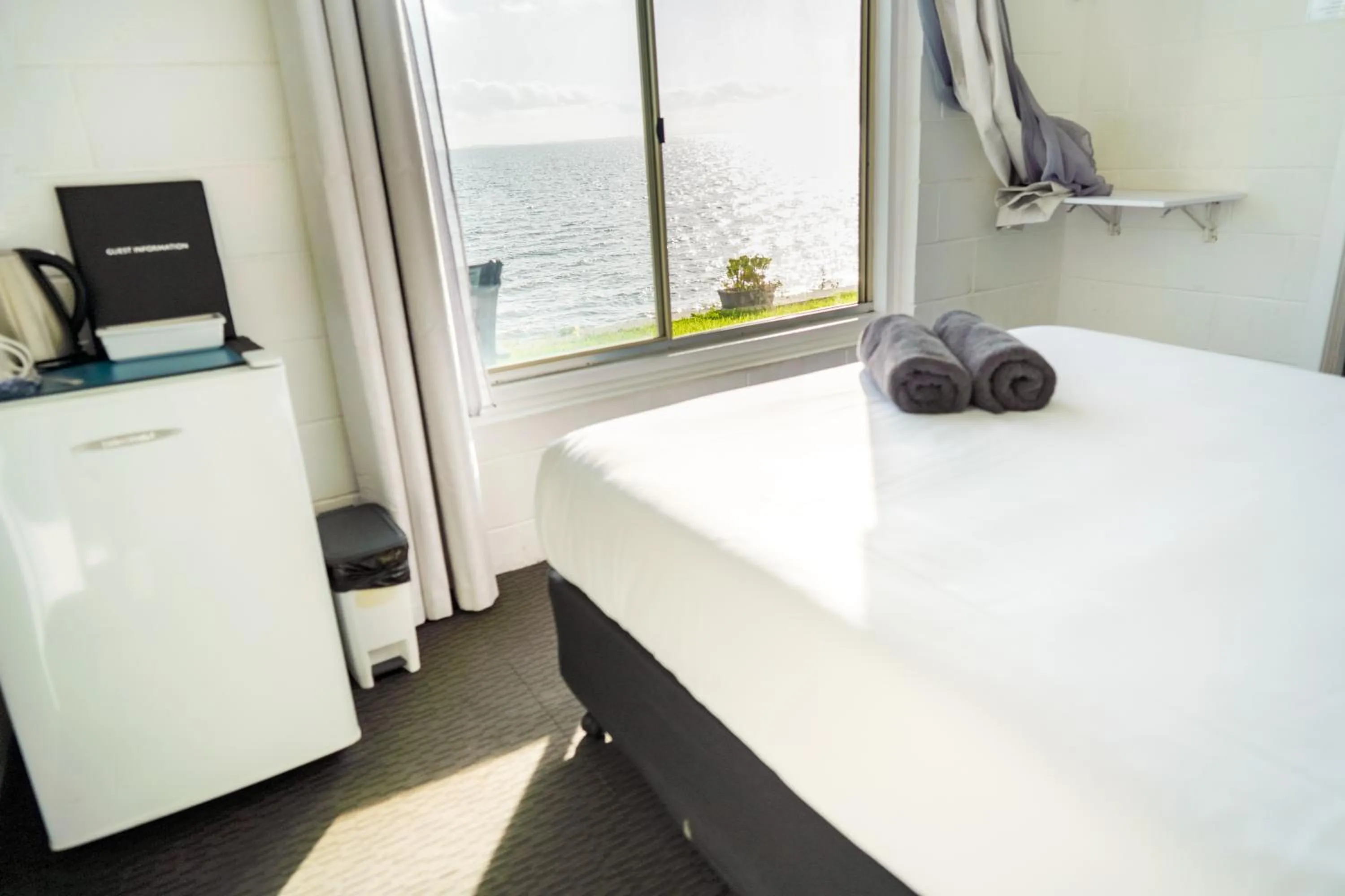 Meningie Waterfront Motel