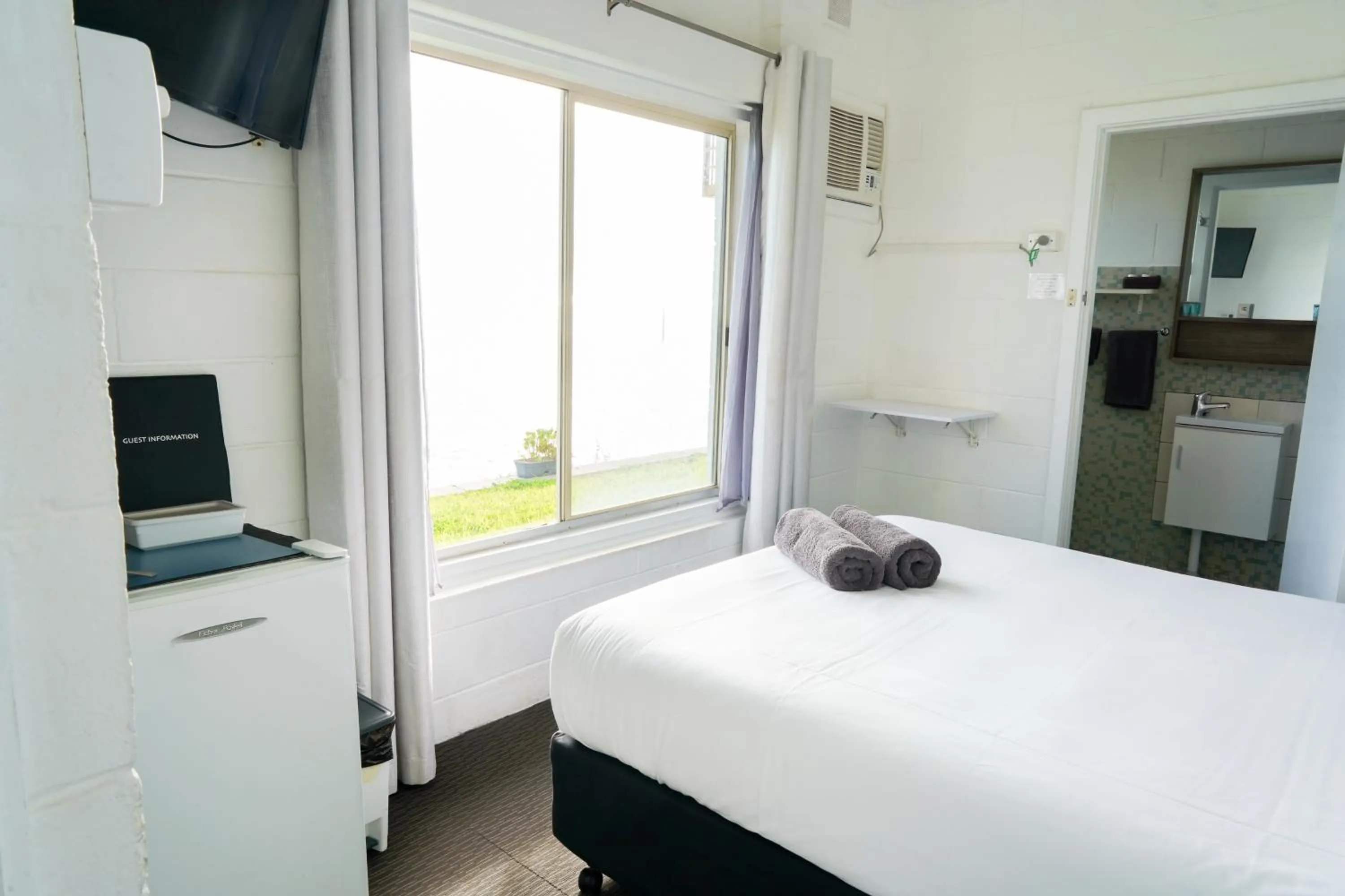 Meningie Waterfront Motel