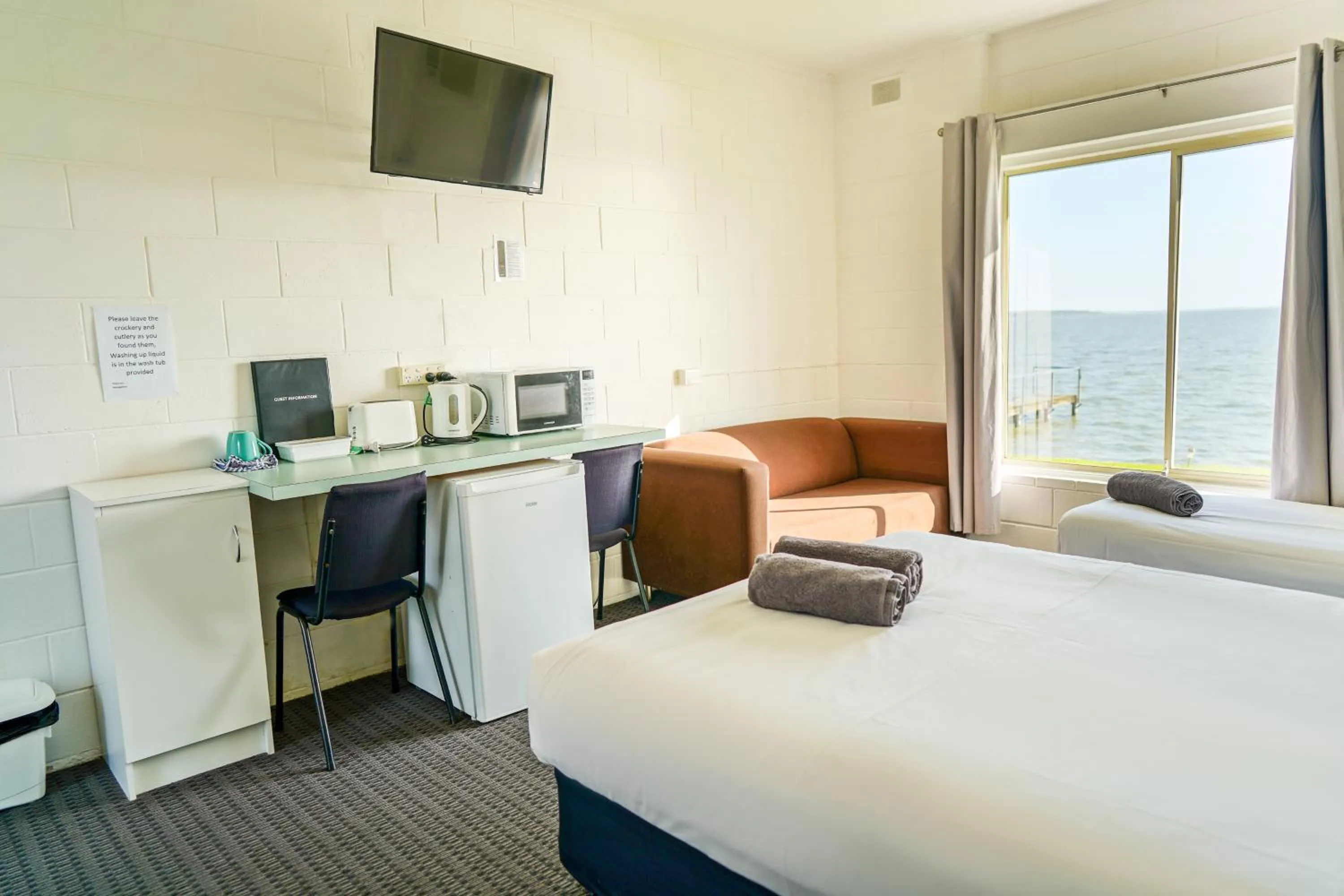 Meningie Waterfront Motel