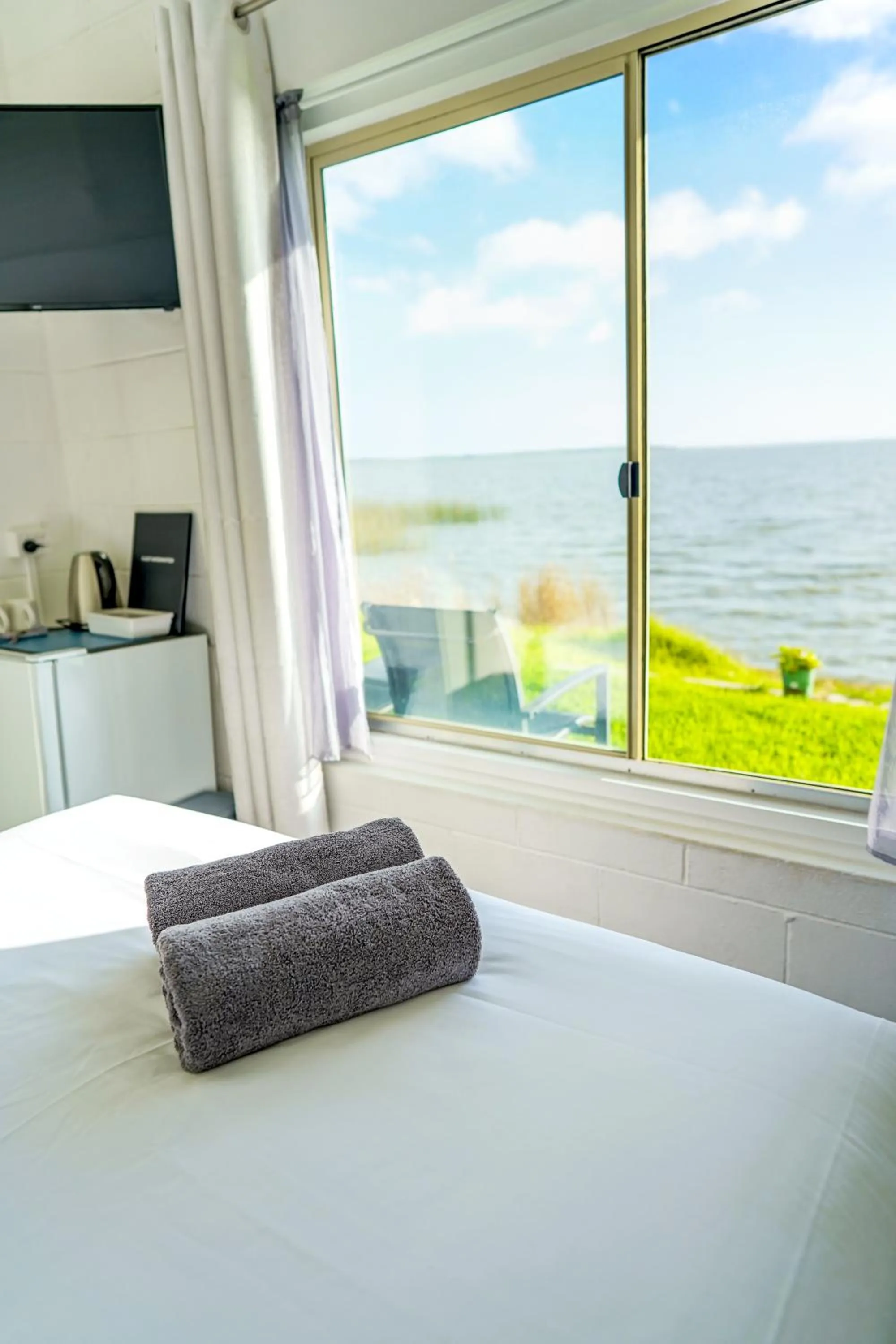 Meningie Waterfront Motel