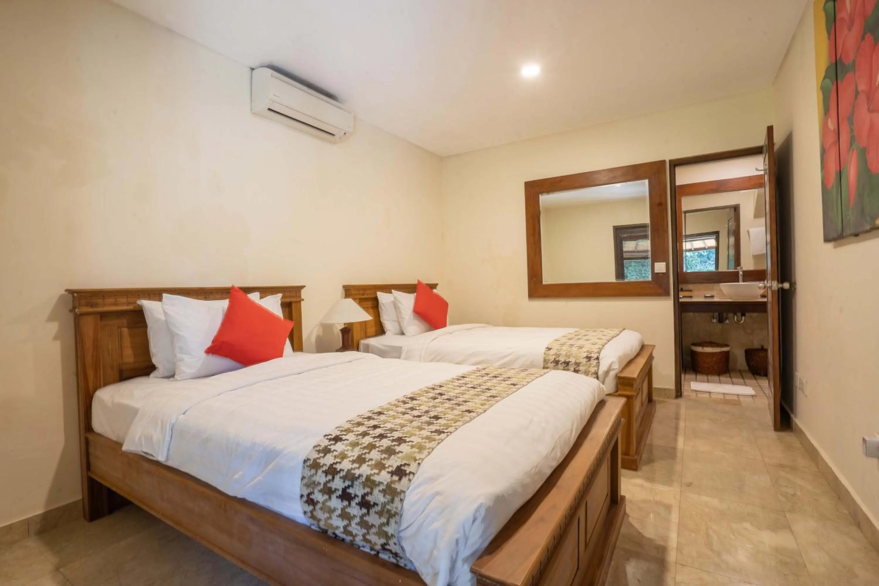 Bedroom, Bed in Villa Semana Resort Ubud