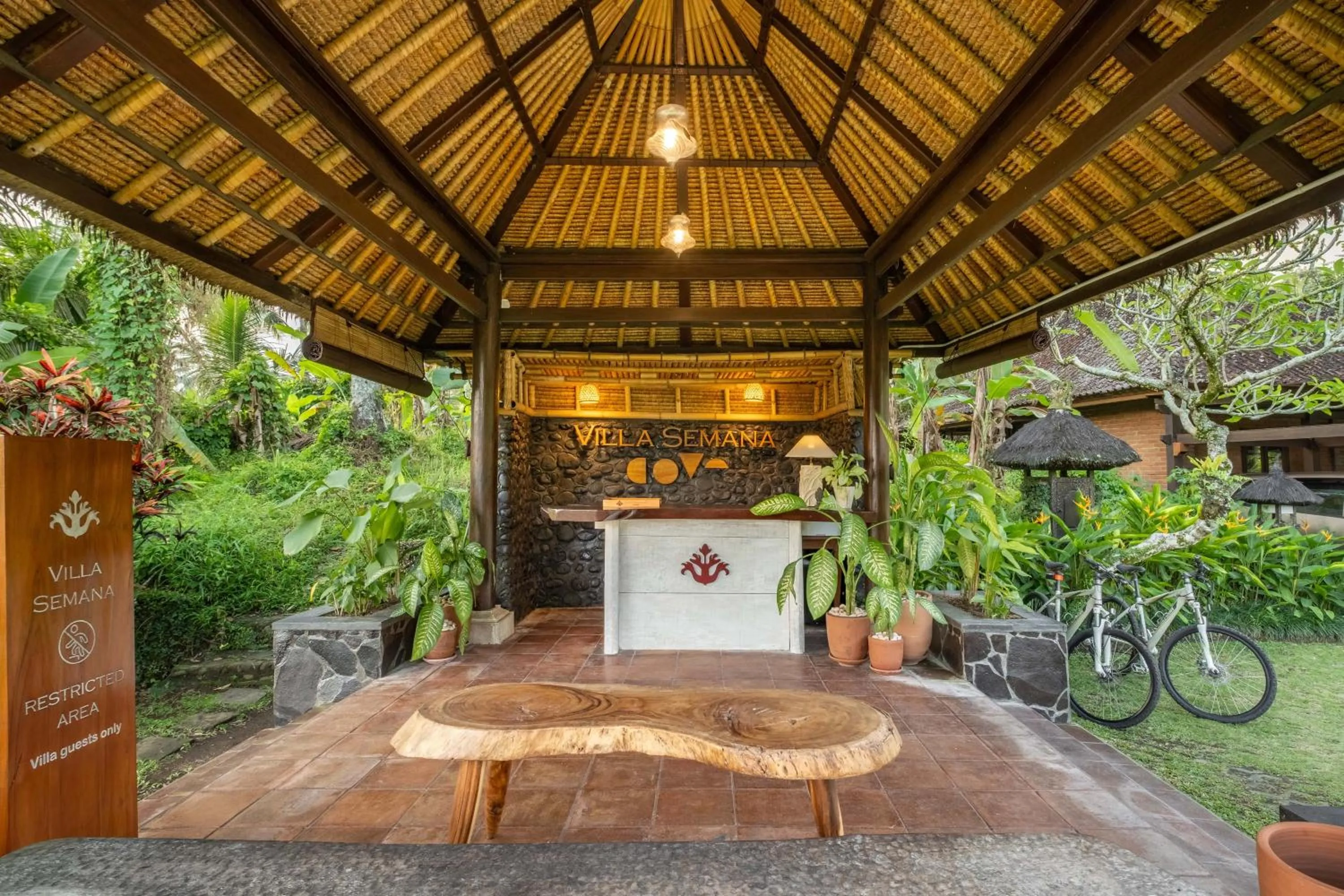 Lobby or reception in Villa Semana Resort Ubud