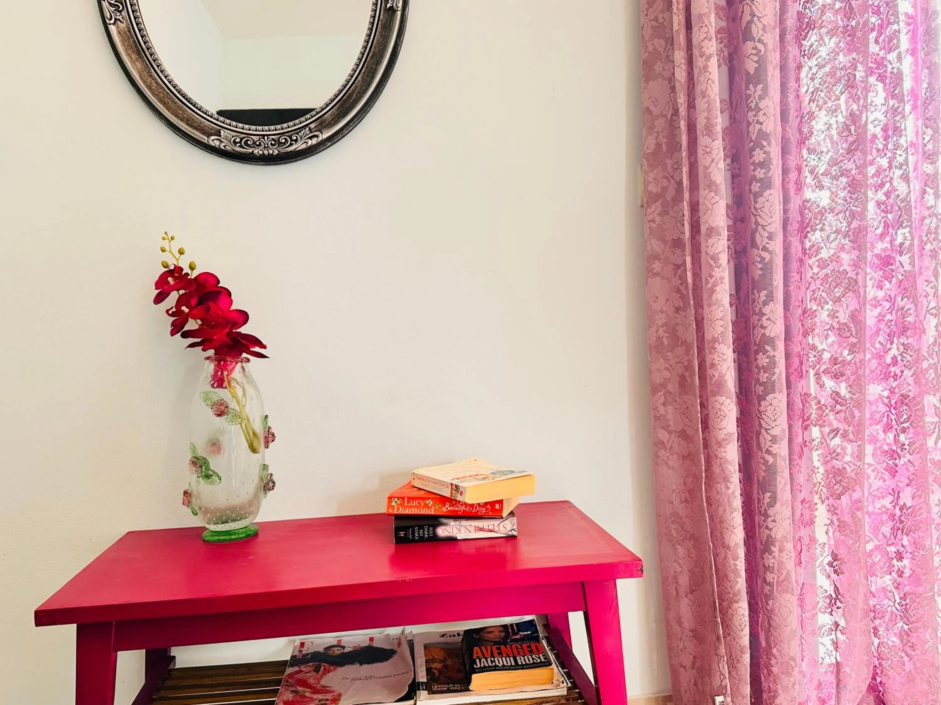 Decorative detail in Infinity blue beach apartments - Renovated Apartments 2 Minutes from the Sea & Pool with Scenic Views