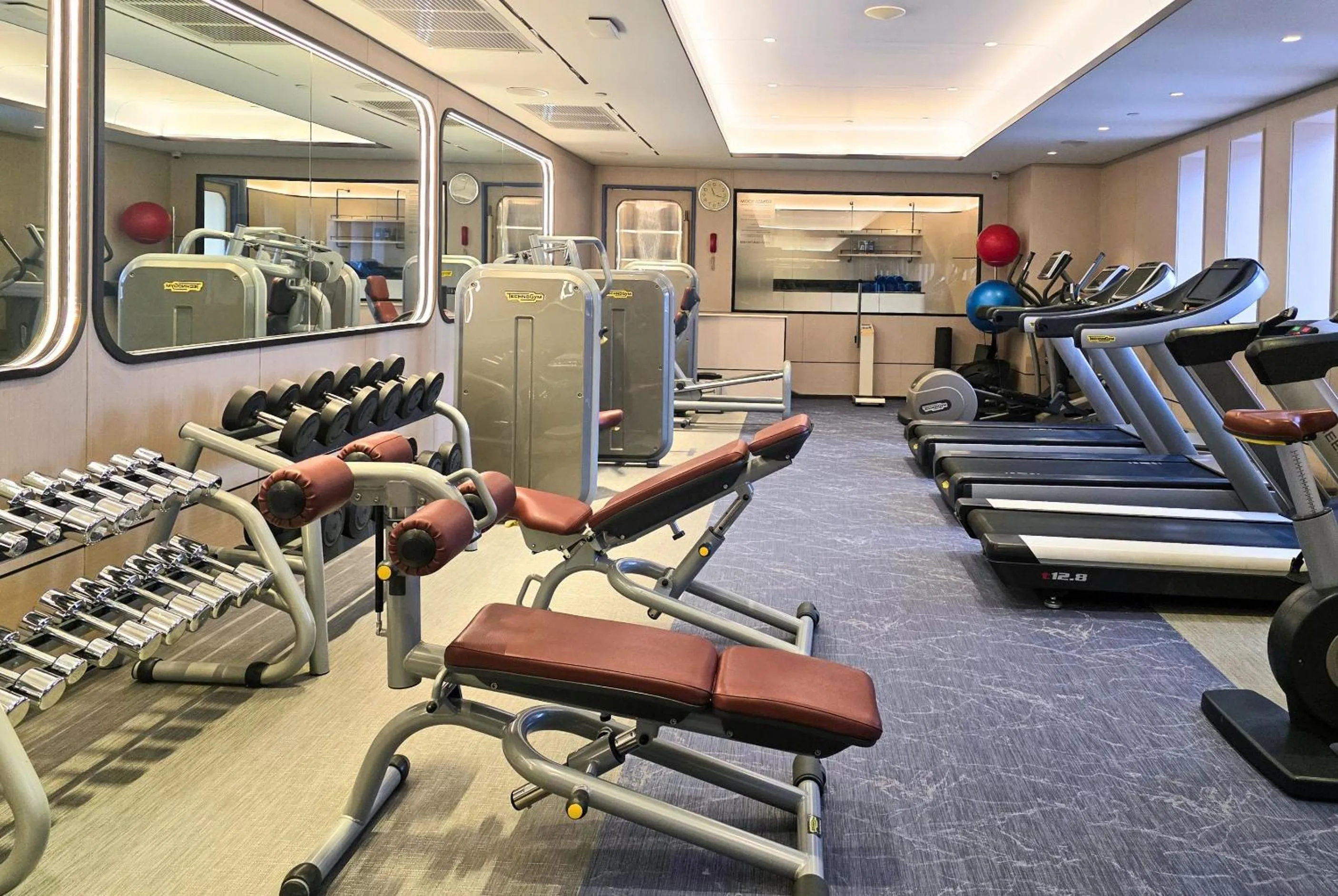 Fitness centre/facilities in Crowne Plaza Bangkok Lumpini Park by IHG