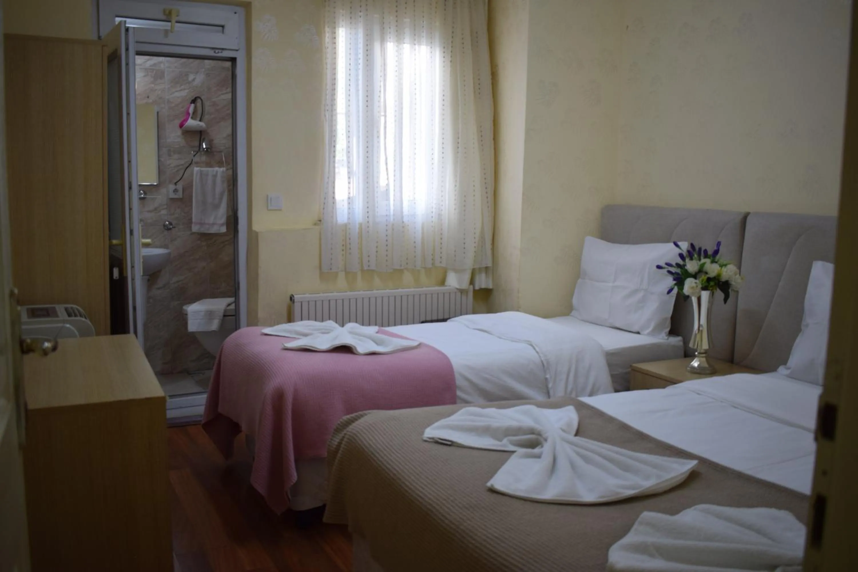 Bed in Sur Istanbul Hotel