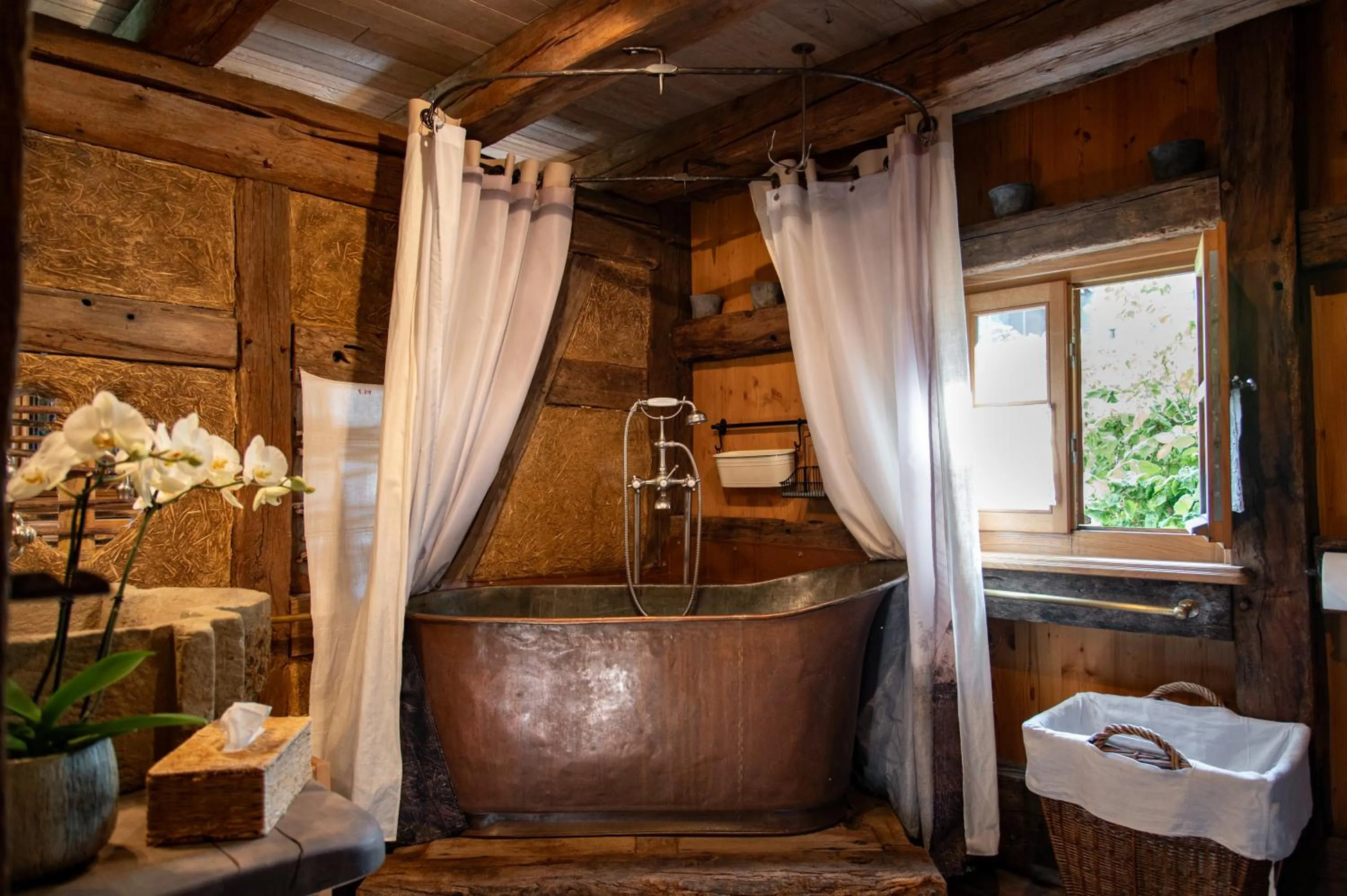 Shower in La Grange d'Hannah - gîte & chambre d’hôtes de charme