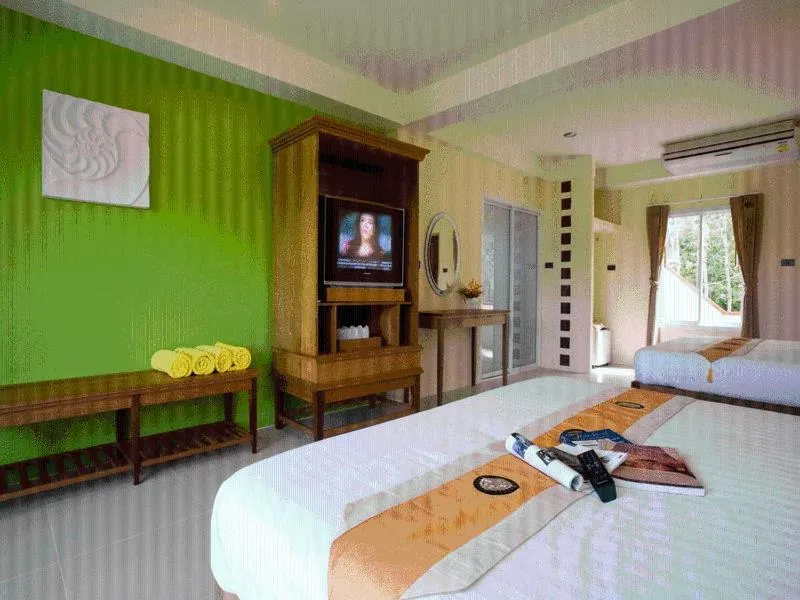 Bed in Para Resort