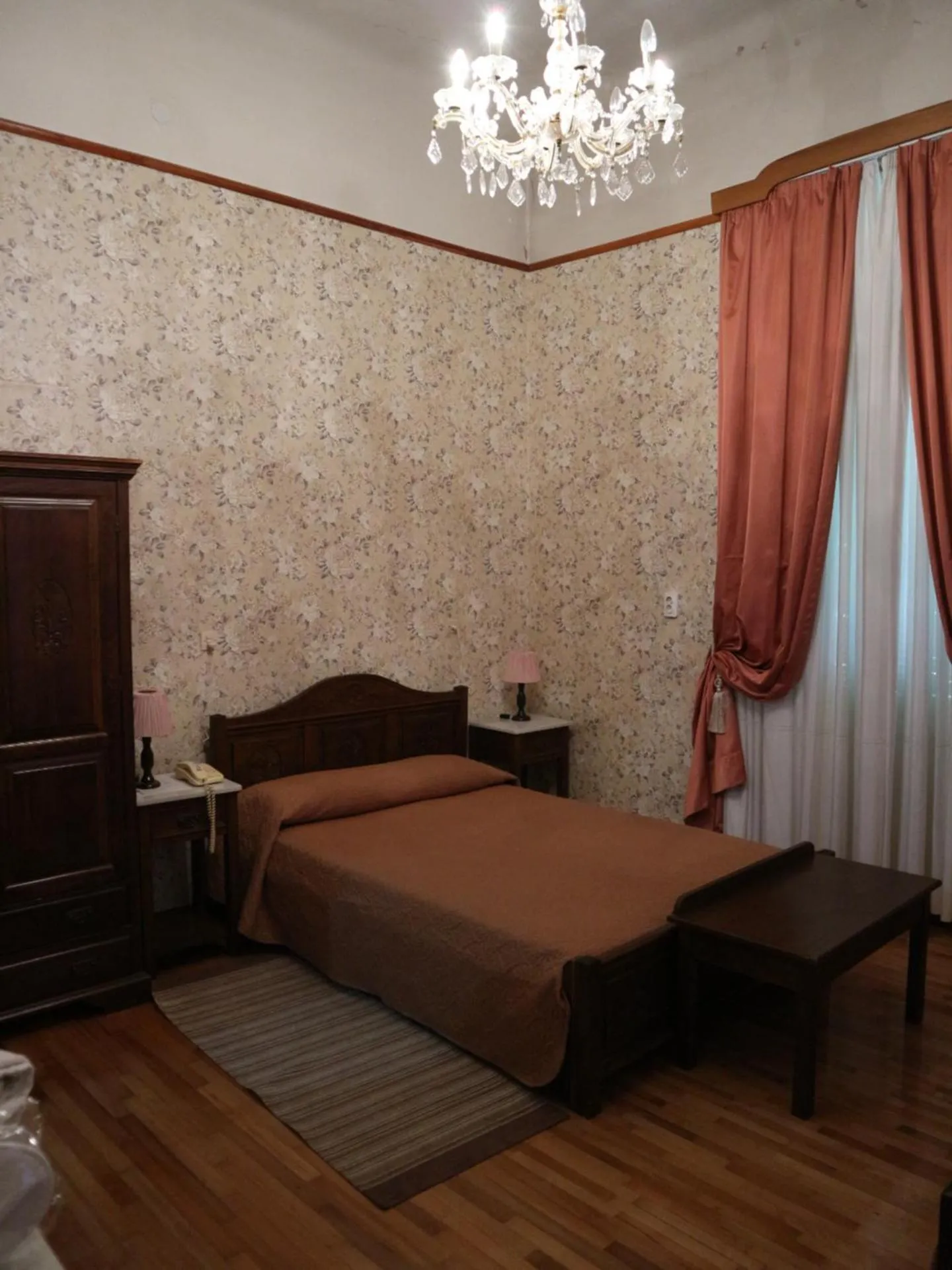 Bed in Acropolis House