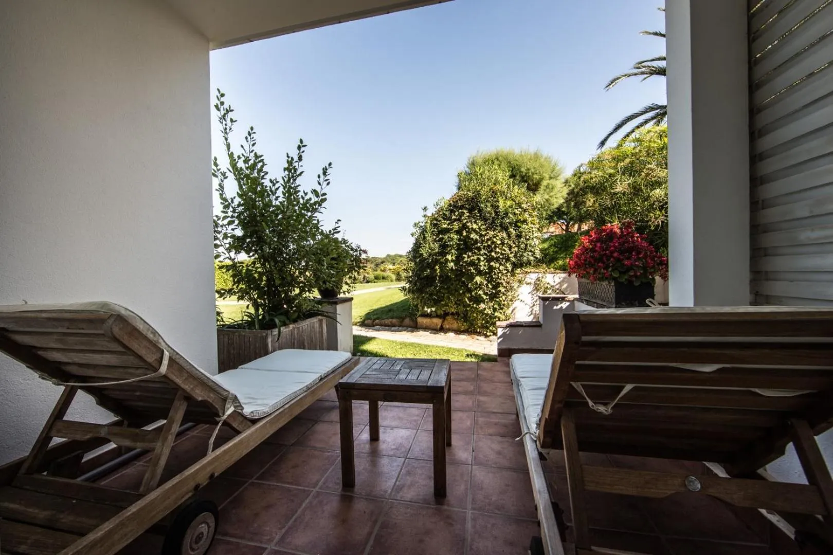 Patio in Hôtel La Réserve