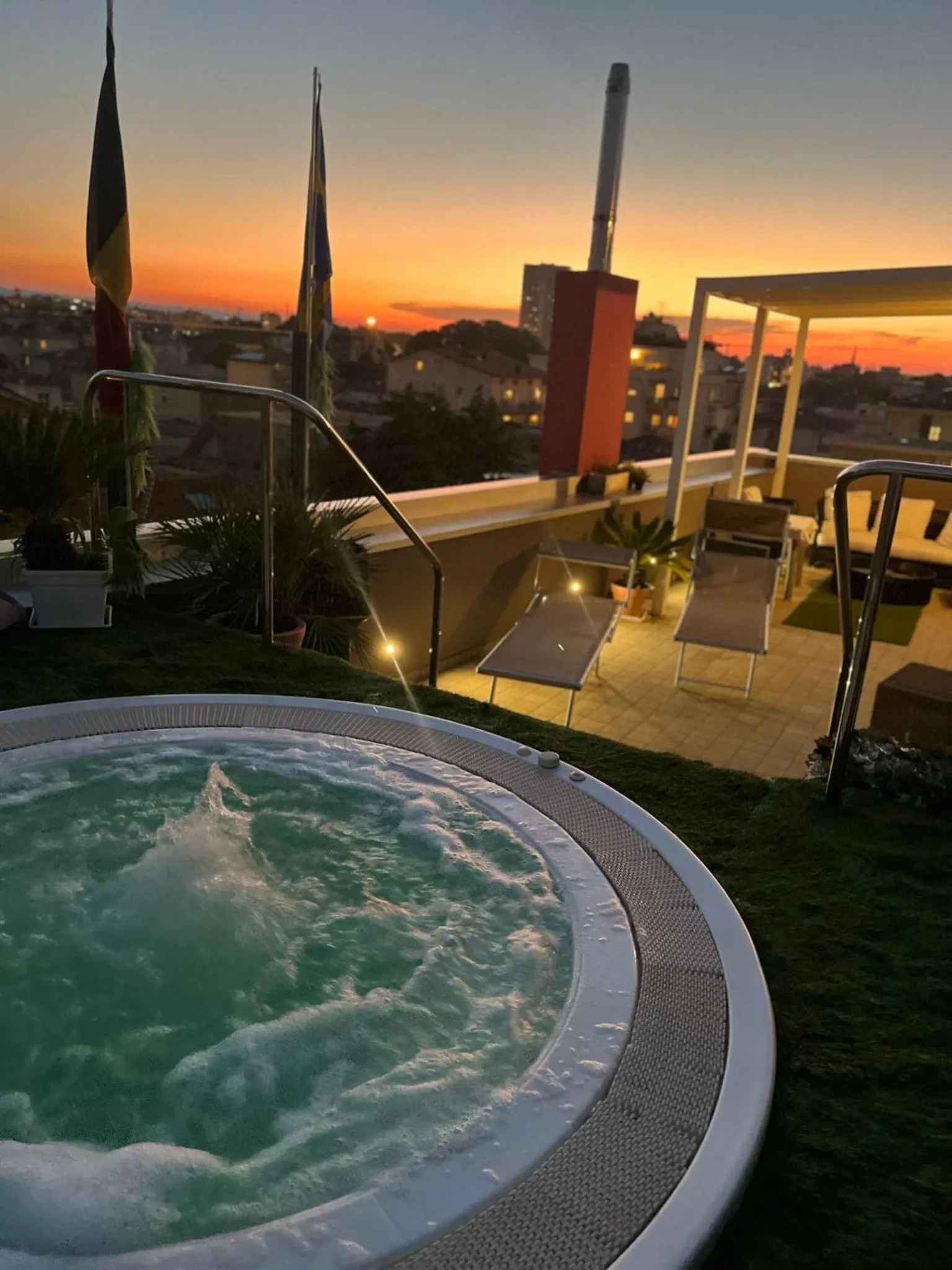 Swimming pool in Q Hotel