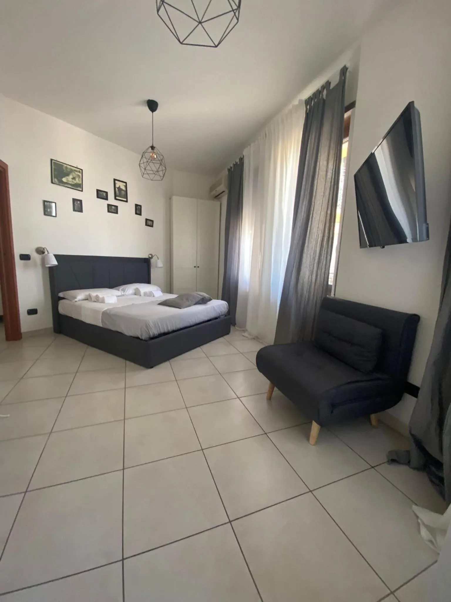 Bed in B&B 30 mt dal Duomo