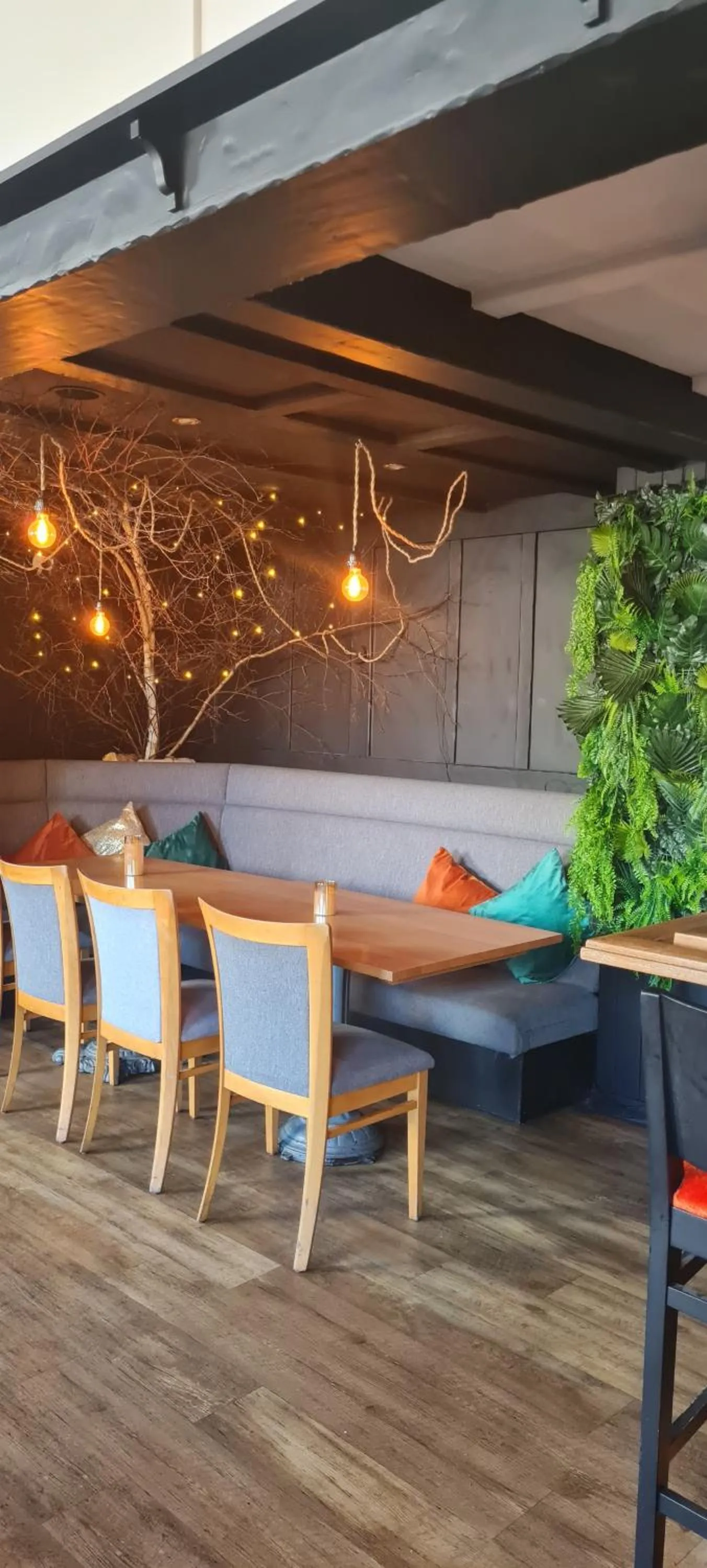 Seating area in The Bear On The Square