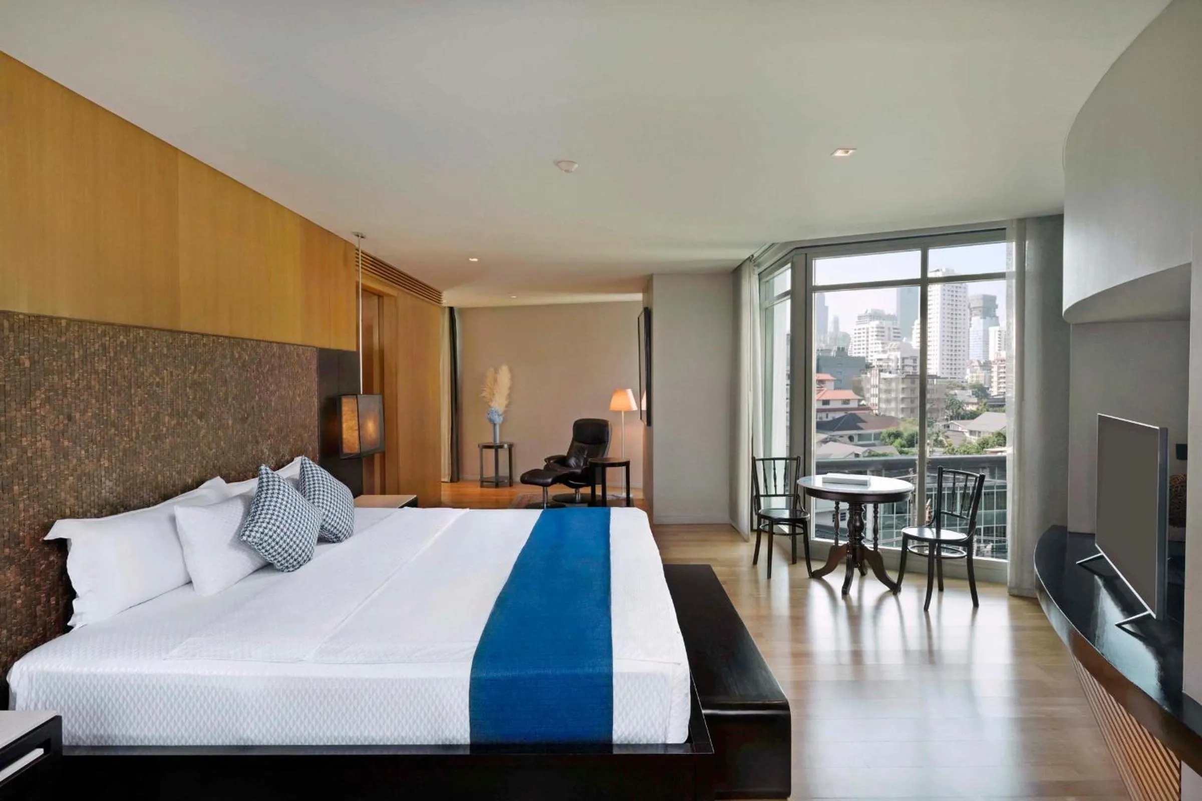 Bed in TUI BLUE Maduzi Hotel Bangkok