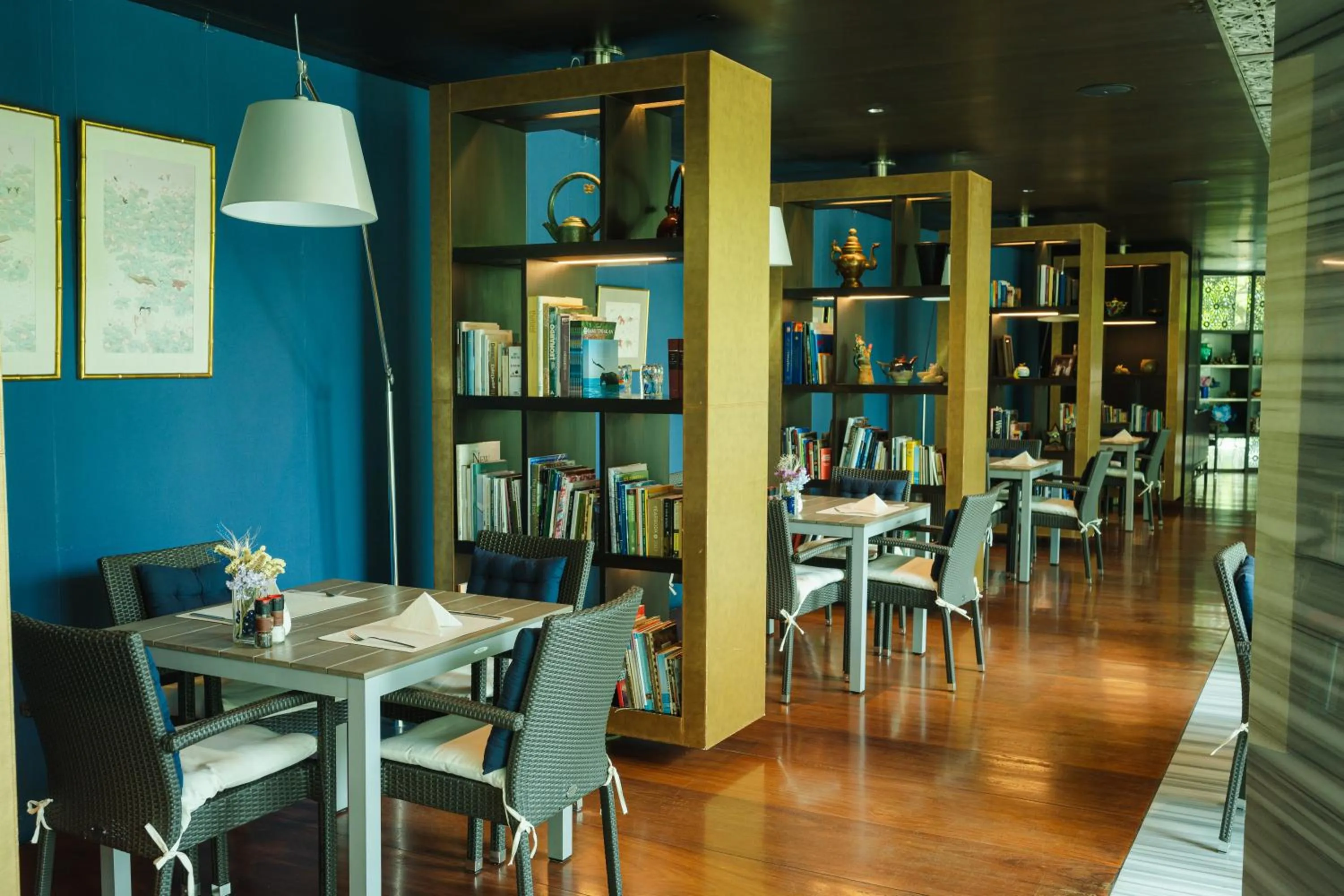 Restaurant/places to eat in TUI BLUE Maduzi Hotel Bangkok