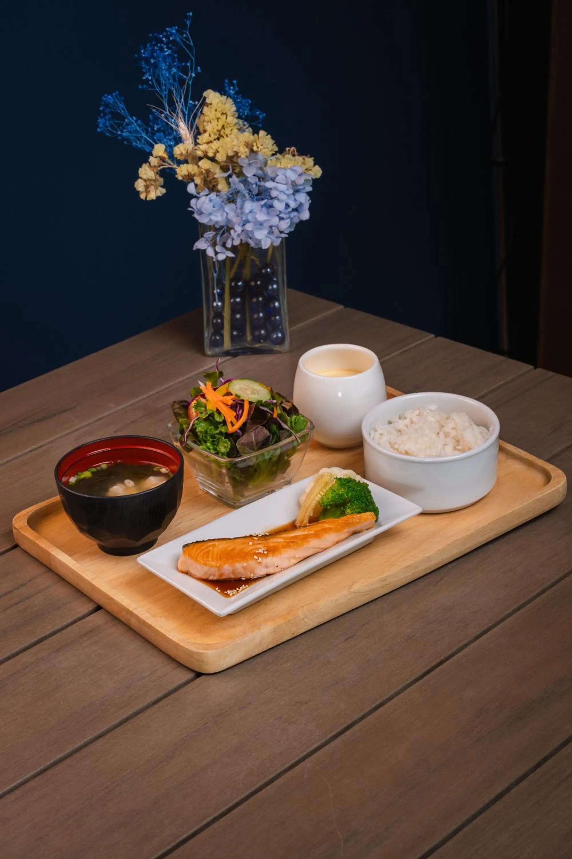 Food and drinks in TUI BLUE Maduzi Hotel Bangkok