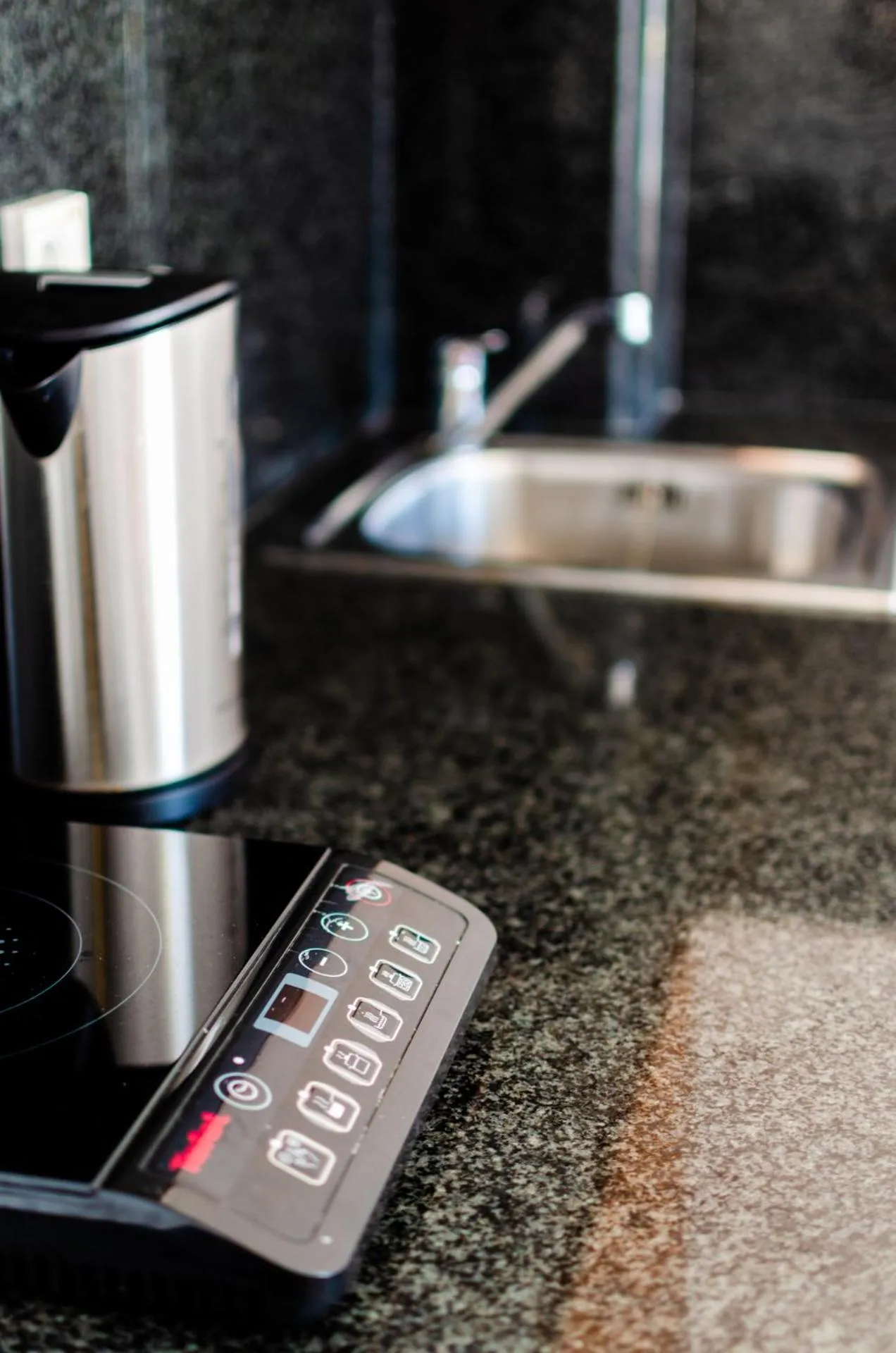 Coffee/tea facilities in Irini Apartments