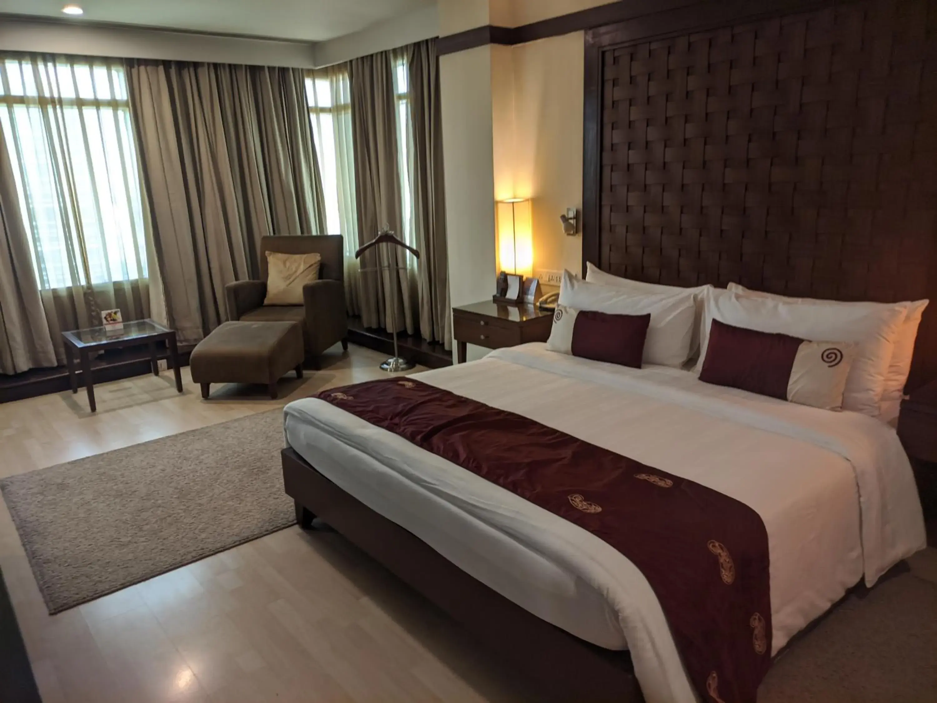 Junior Suite - single occupancy in Fortune Select Global, Gurugram - Member ITC Hotels' Group Junior Suite - single occupancy in Fortune Select Global, Gurugram - Member ITC Hotels' Group