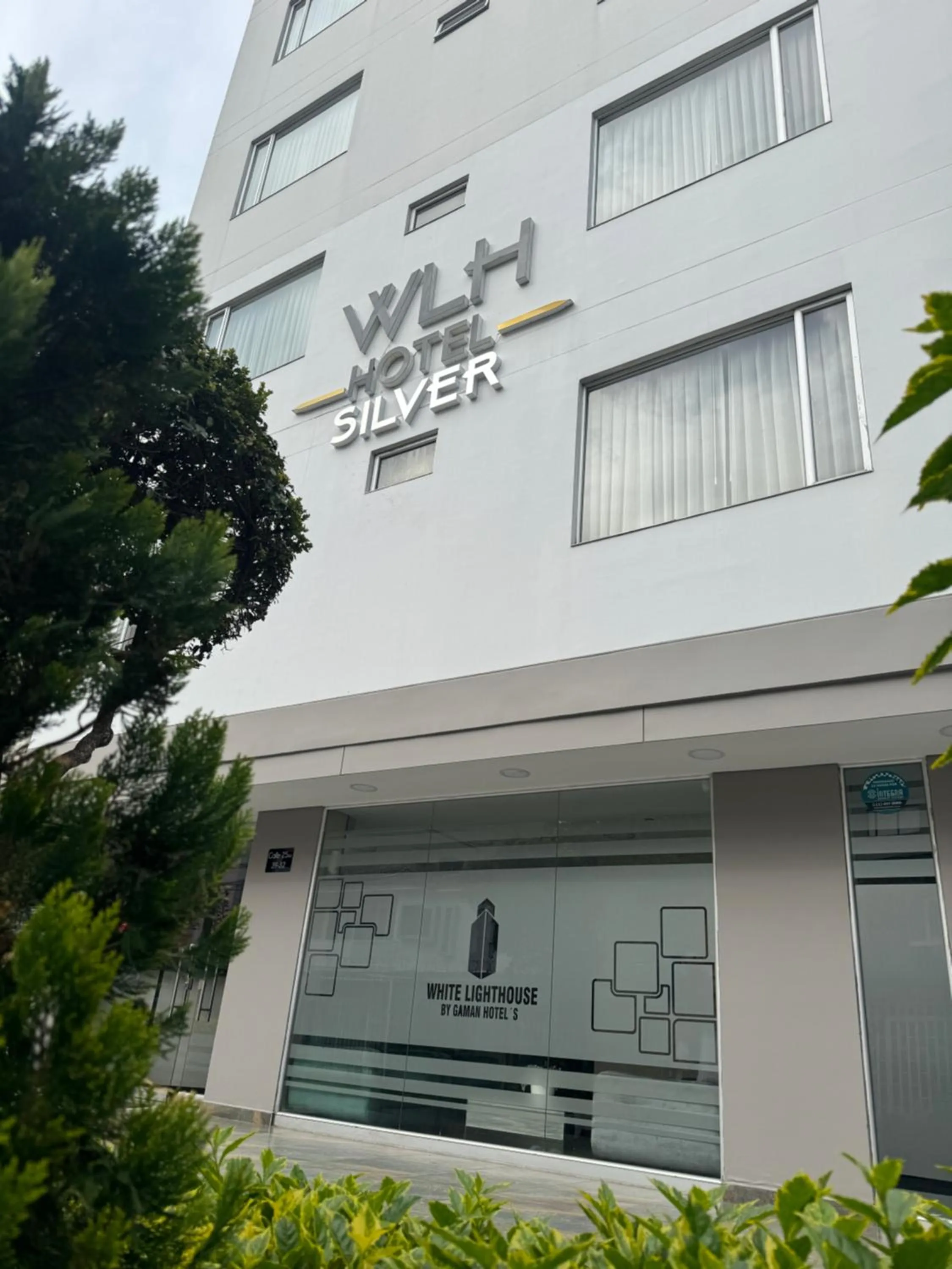 Property building in Hotel WLH Silver Bogota - White Lighthouse