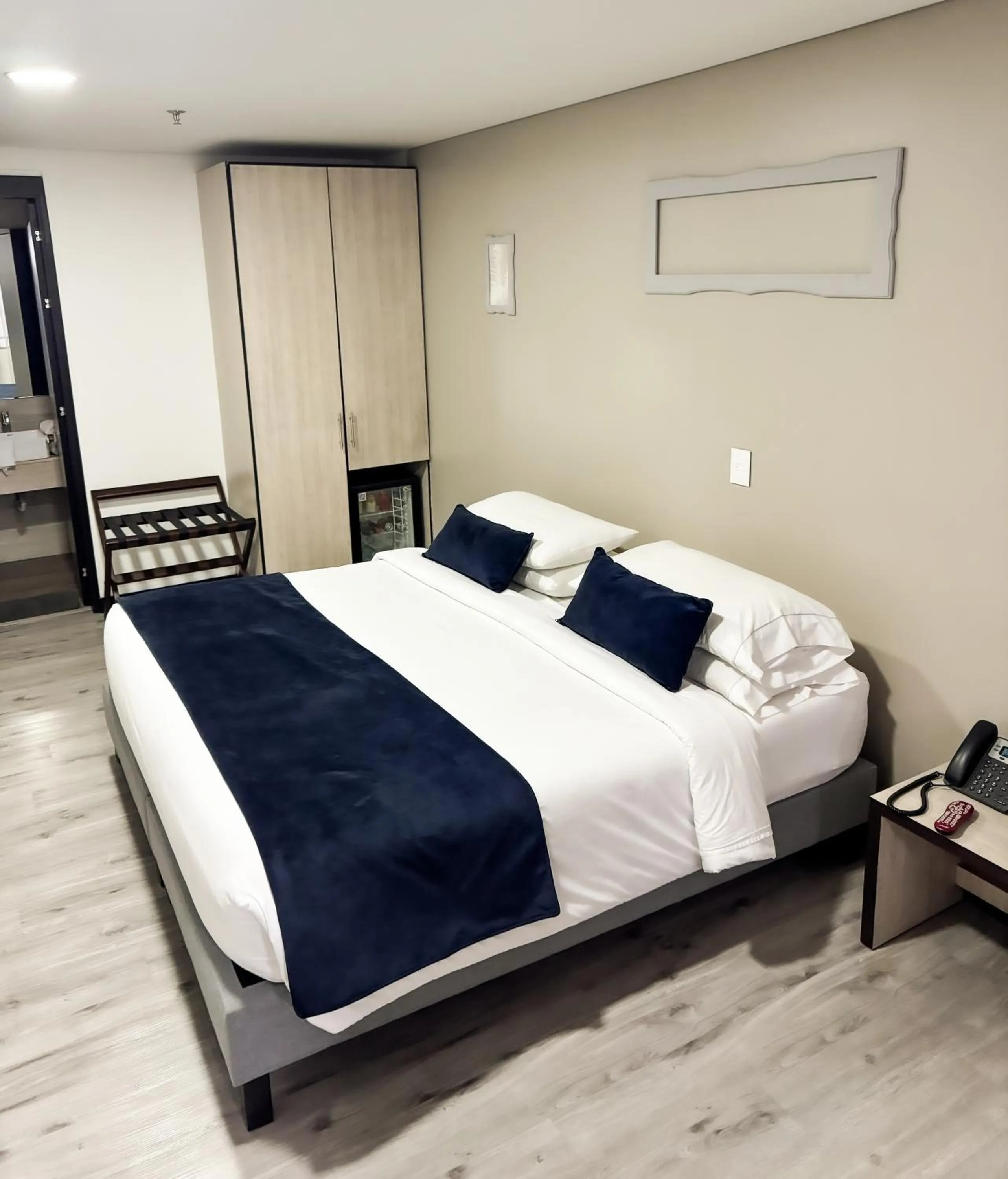 Bed in Hotel WLH Silver Bogota - White Lighthouse