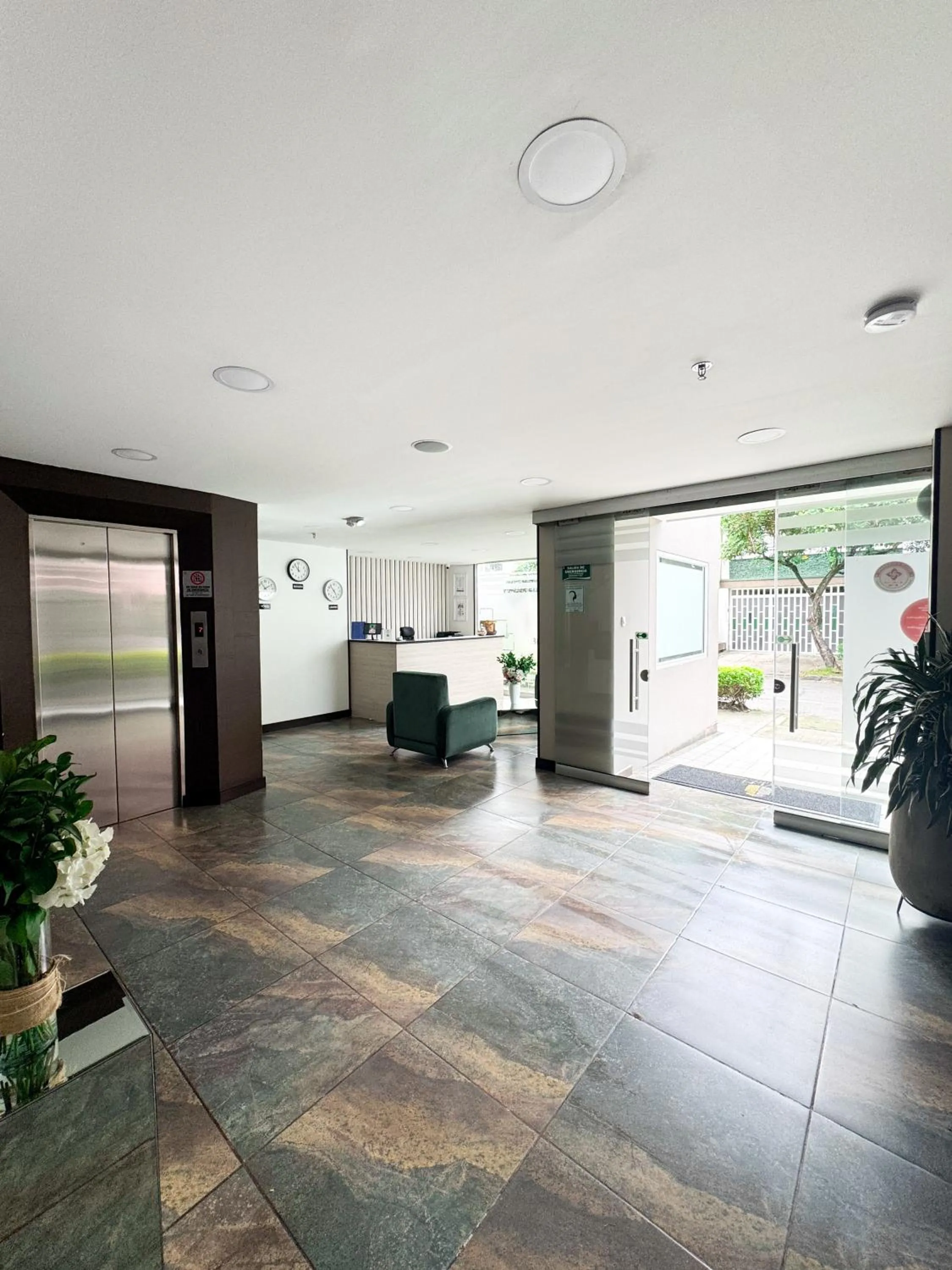 Property building in Hotel WLH Silver Bogota - White Lighthouse