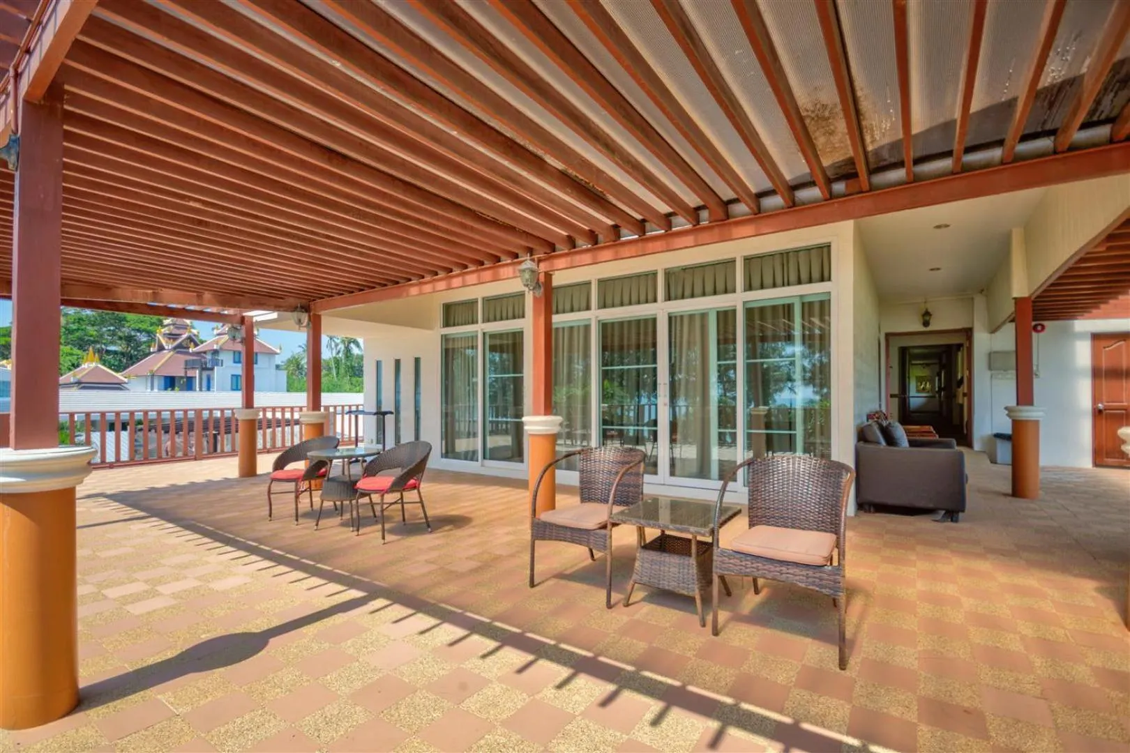 Communal lounge/ TV room in Palm Beach Resort