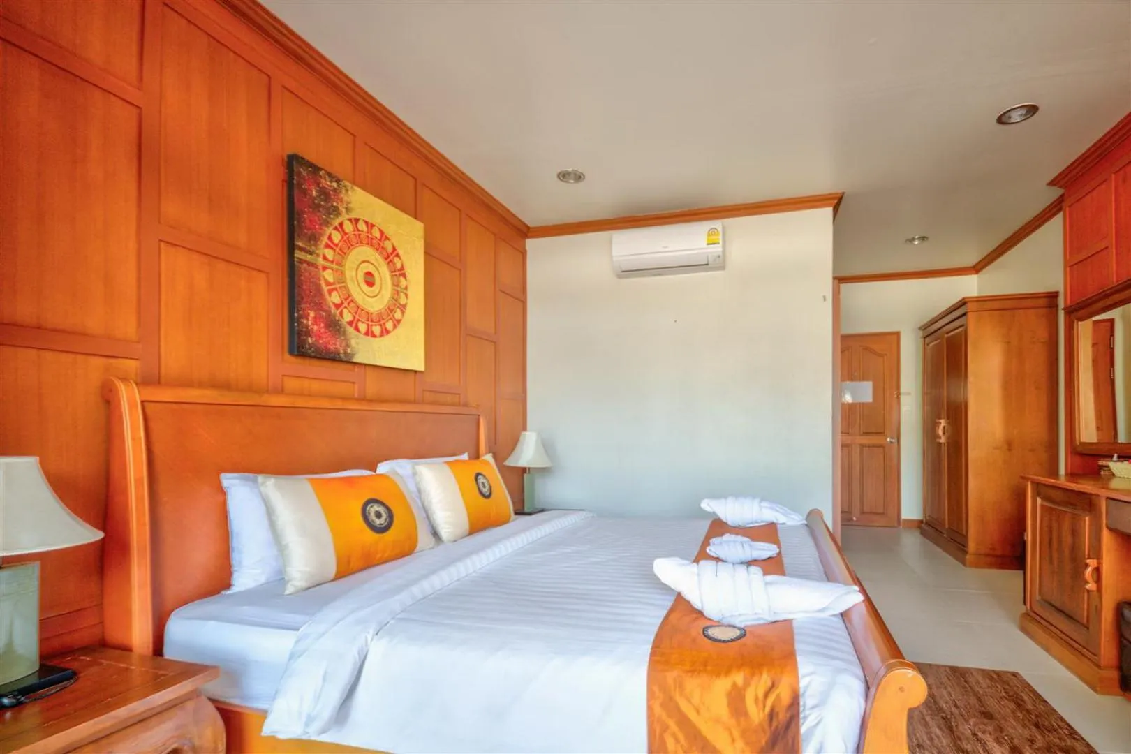 Bed in Palm Beach Resort