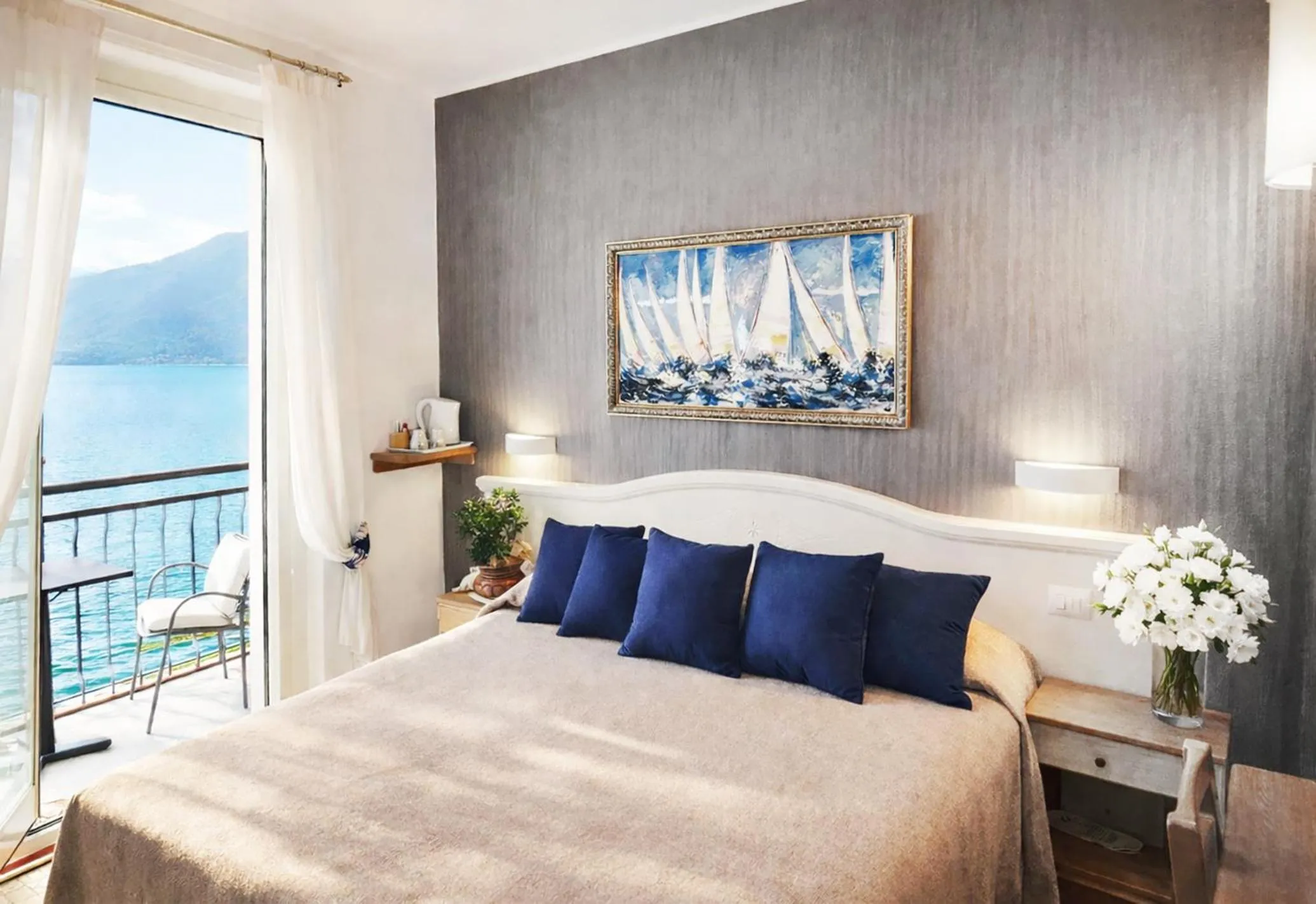 Bed in Hotel Meridiana